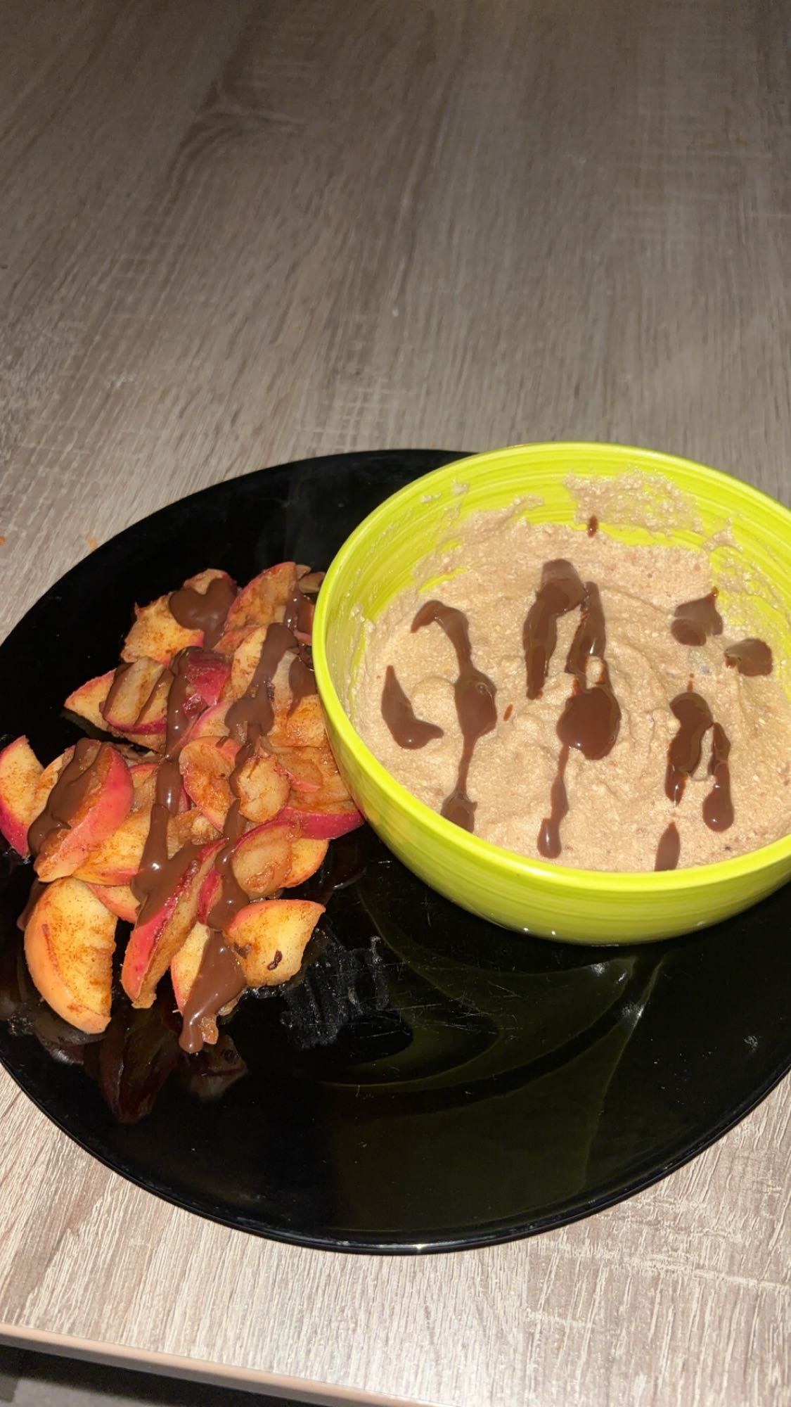 Pommes cannelle, crème de riz et whey