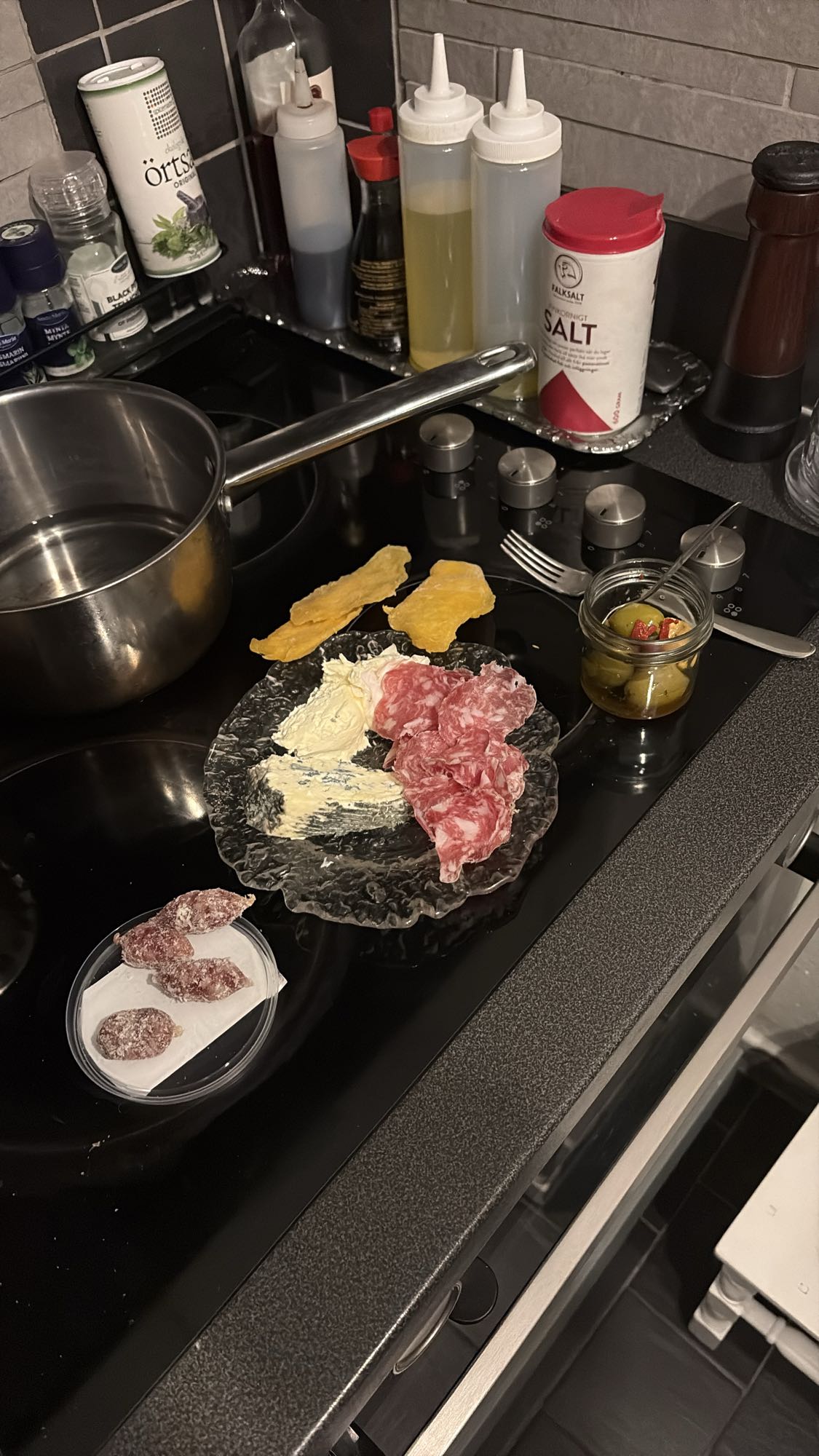 Charkbricka med tillbehör