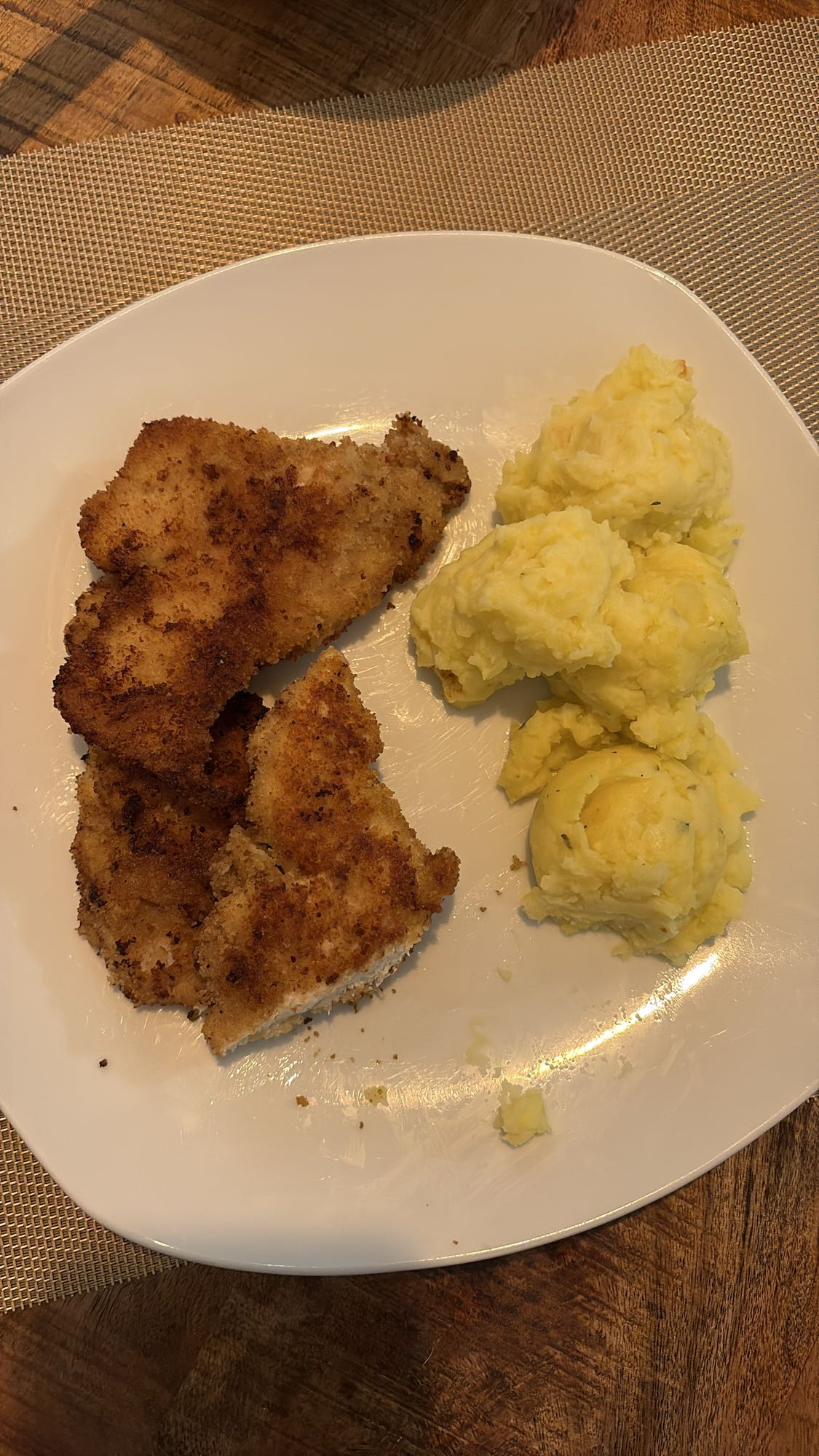 Schnitzel met aardappelpuree