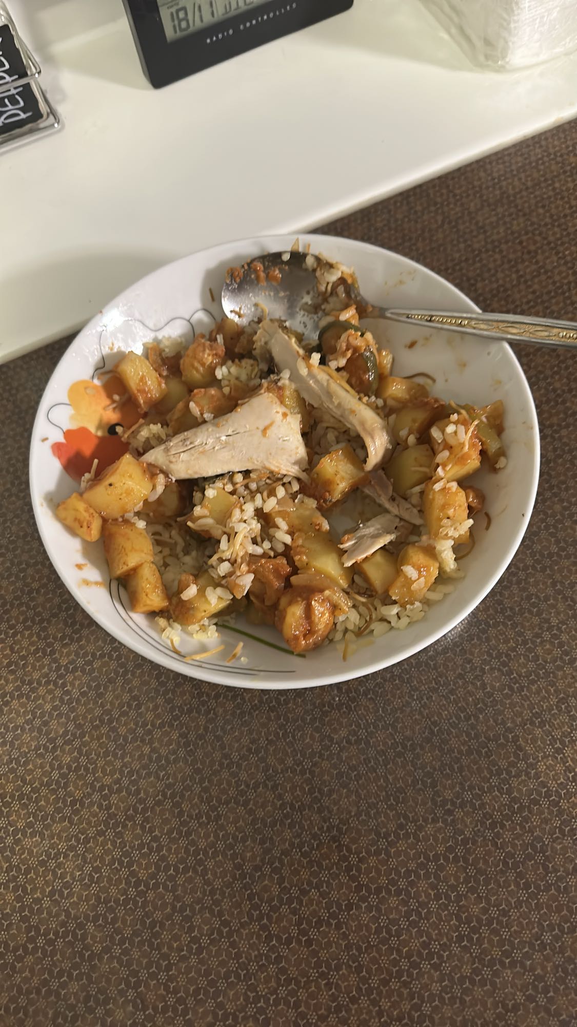 Tavuklu pilav ve patates