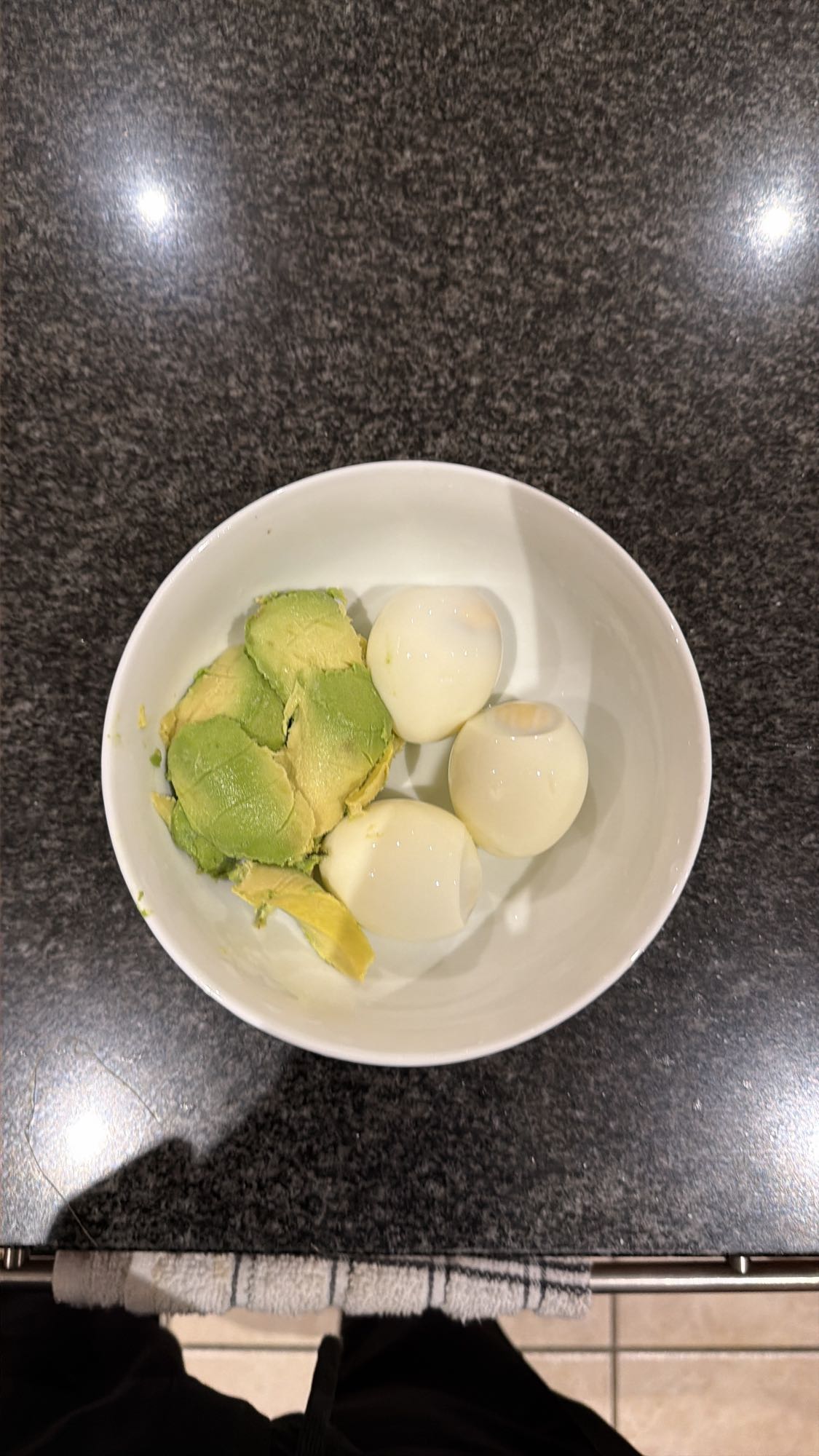 Eggs and Avocado Bowl