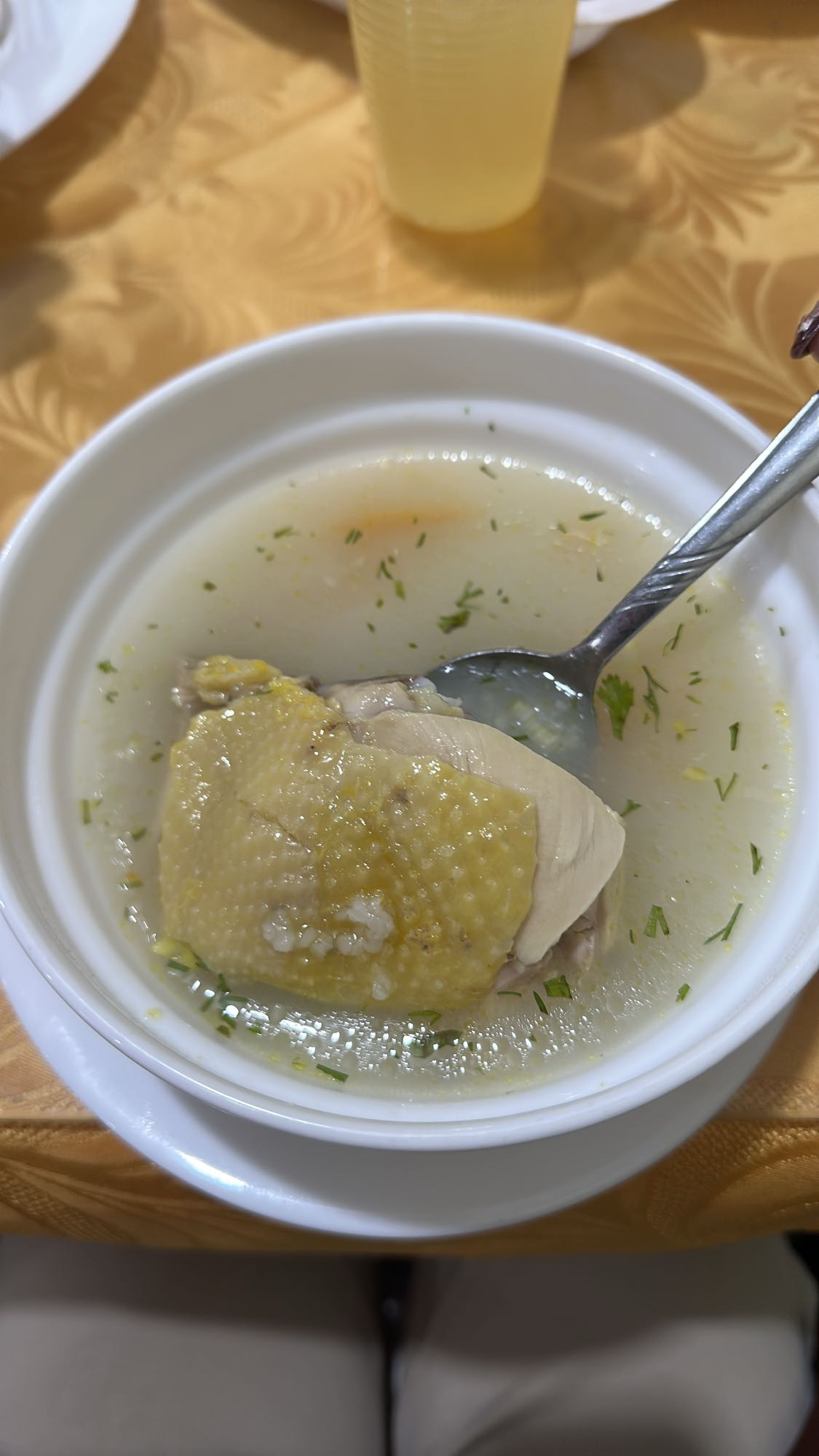 sopa de pollo casera