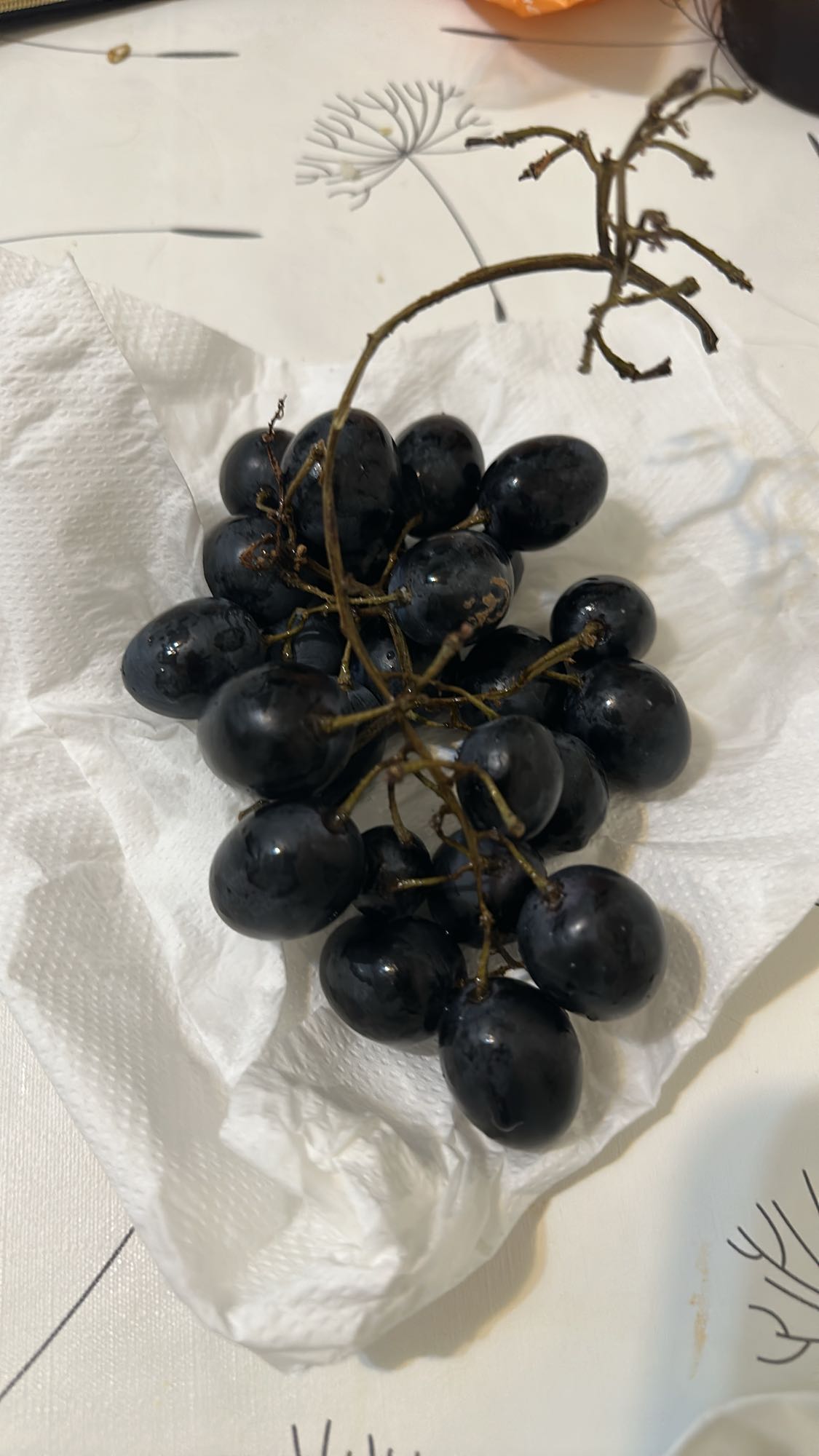 Black Grapes Snack