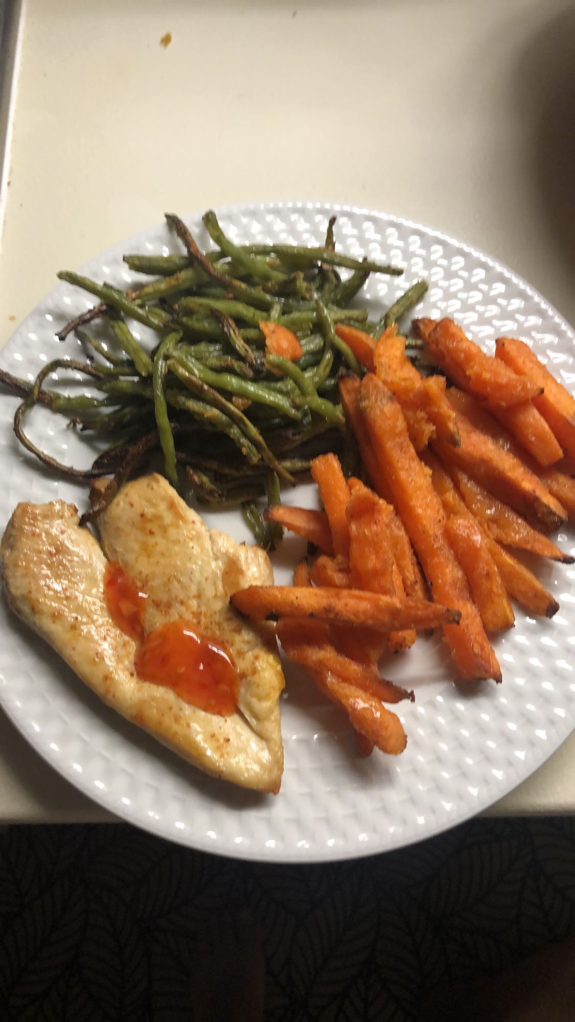 Poulet et légumes rôtis