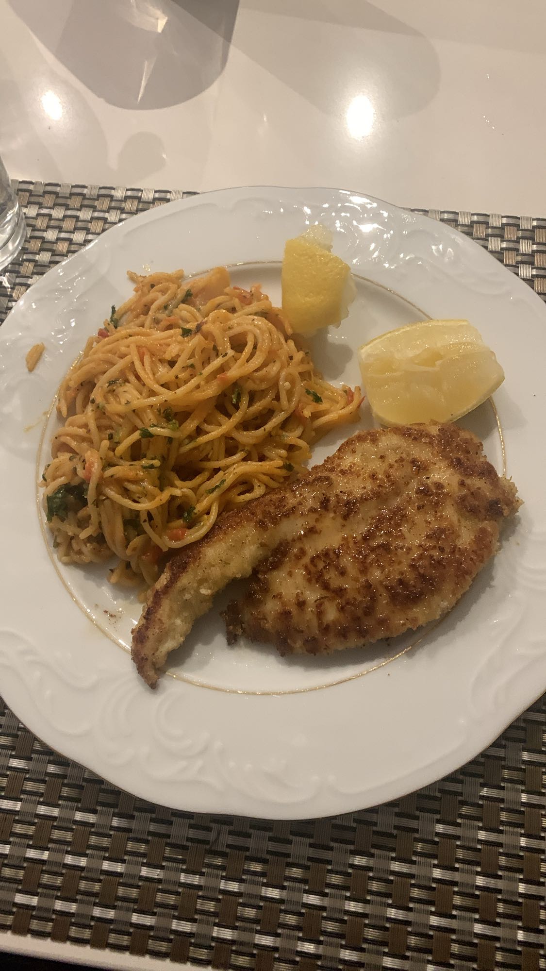Poulet pané et pâtes