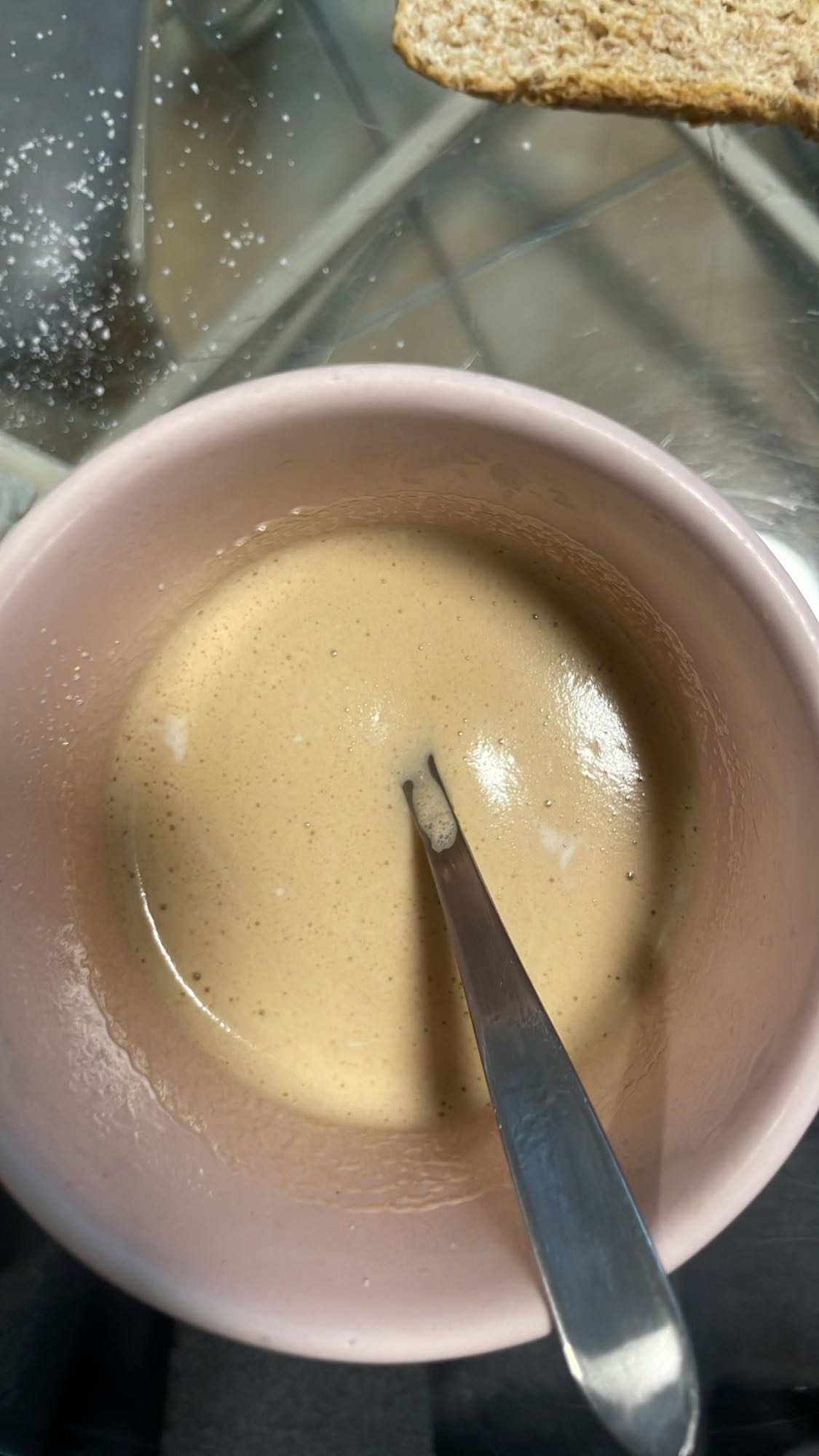 Tartine et boisson chaude