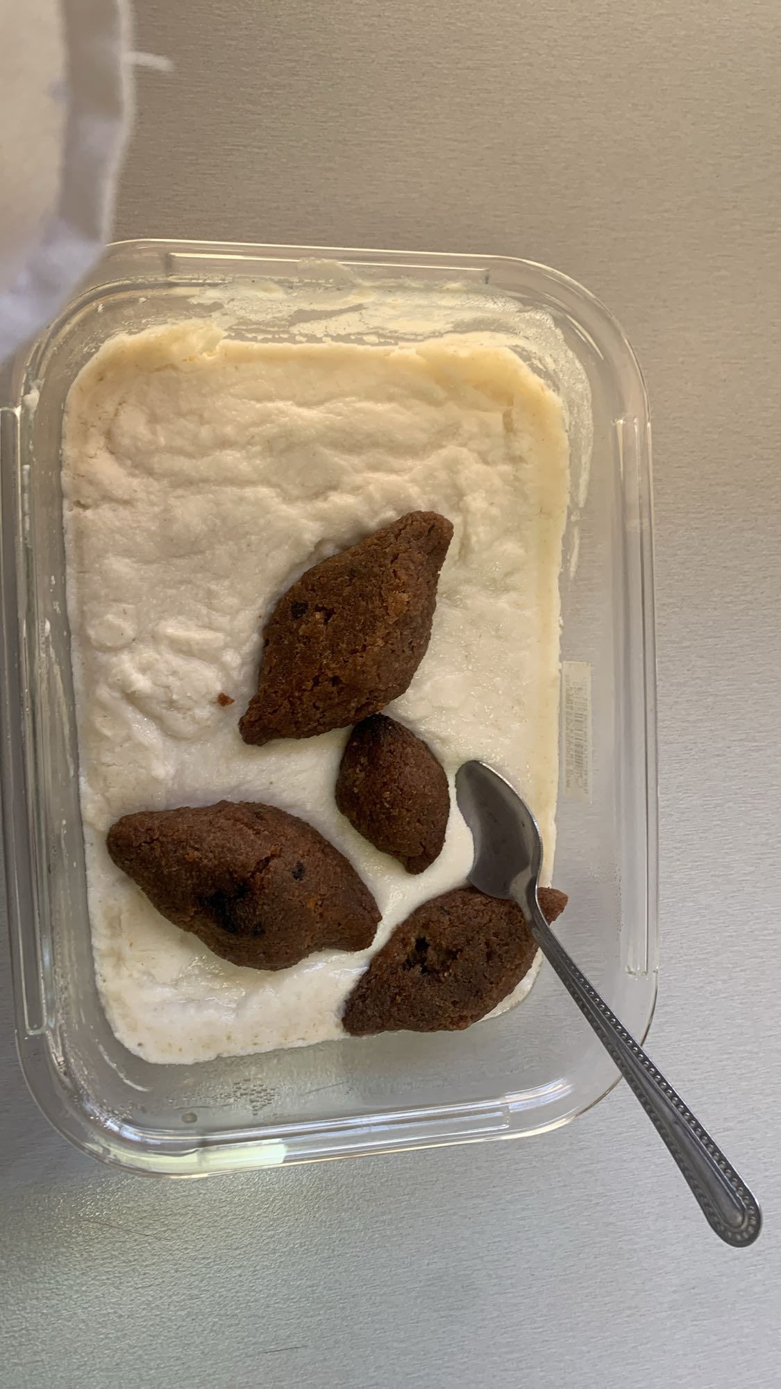 Kibbeh with yogurt
