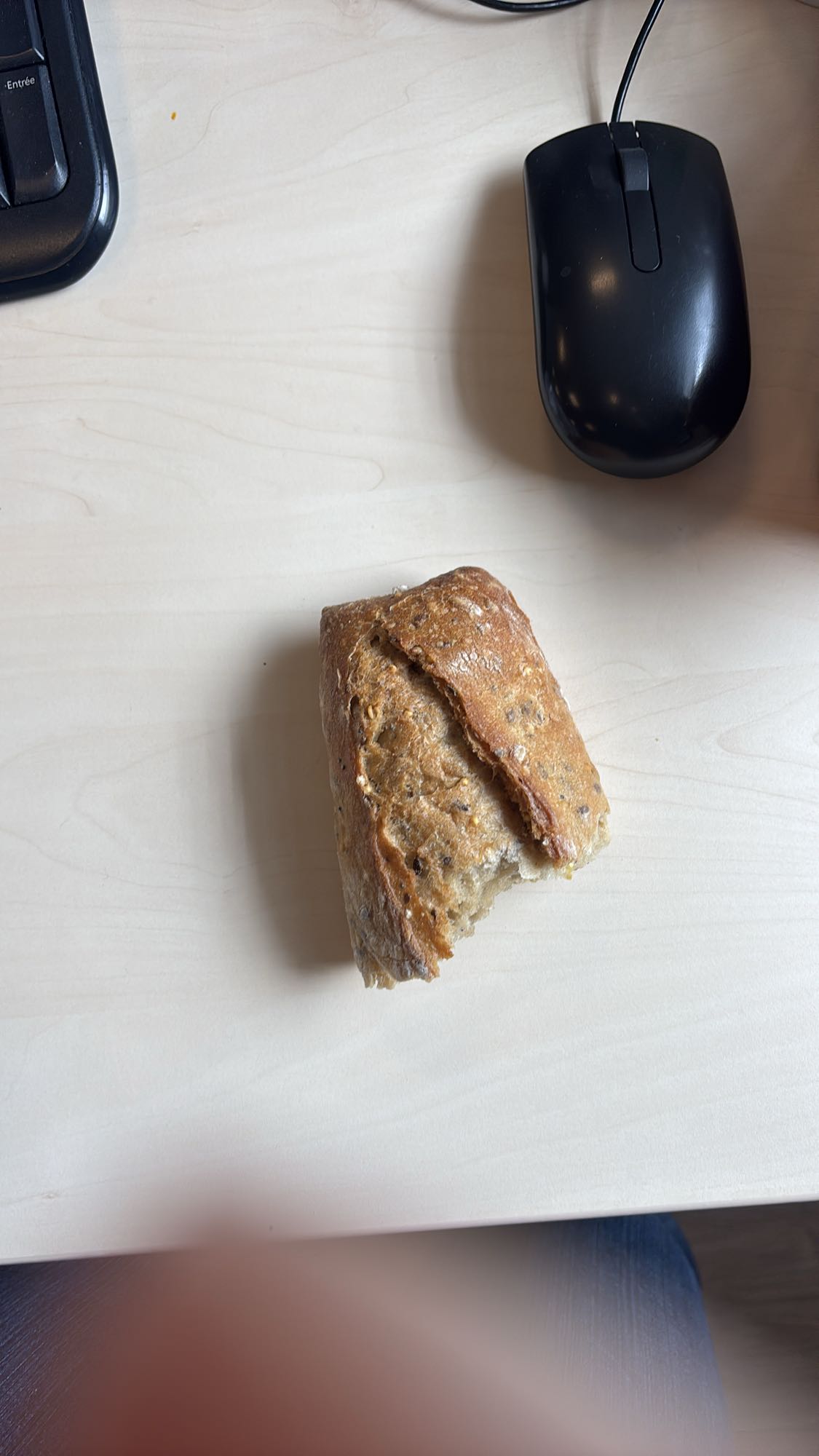 Morceau de pain aux céréales