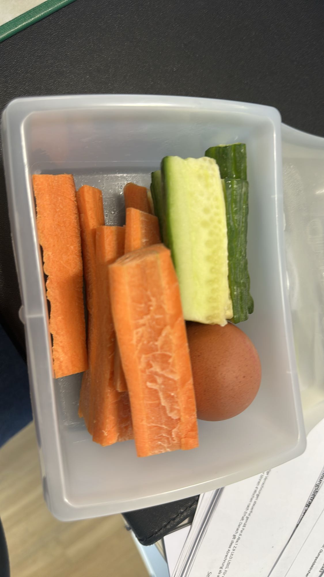 Karotten, Gurke & Ei Snack