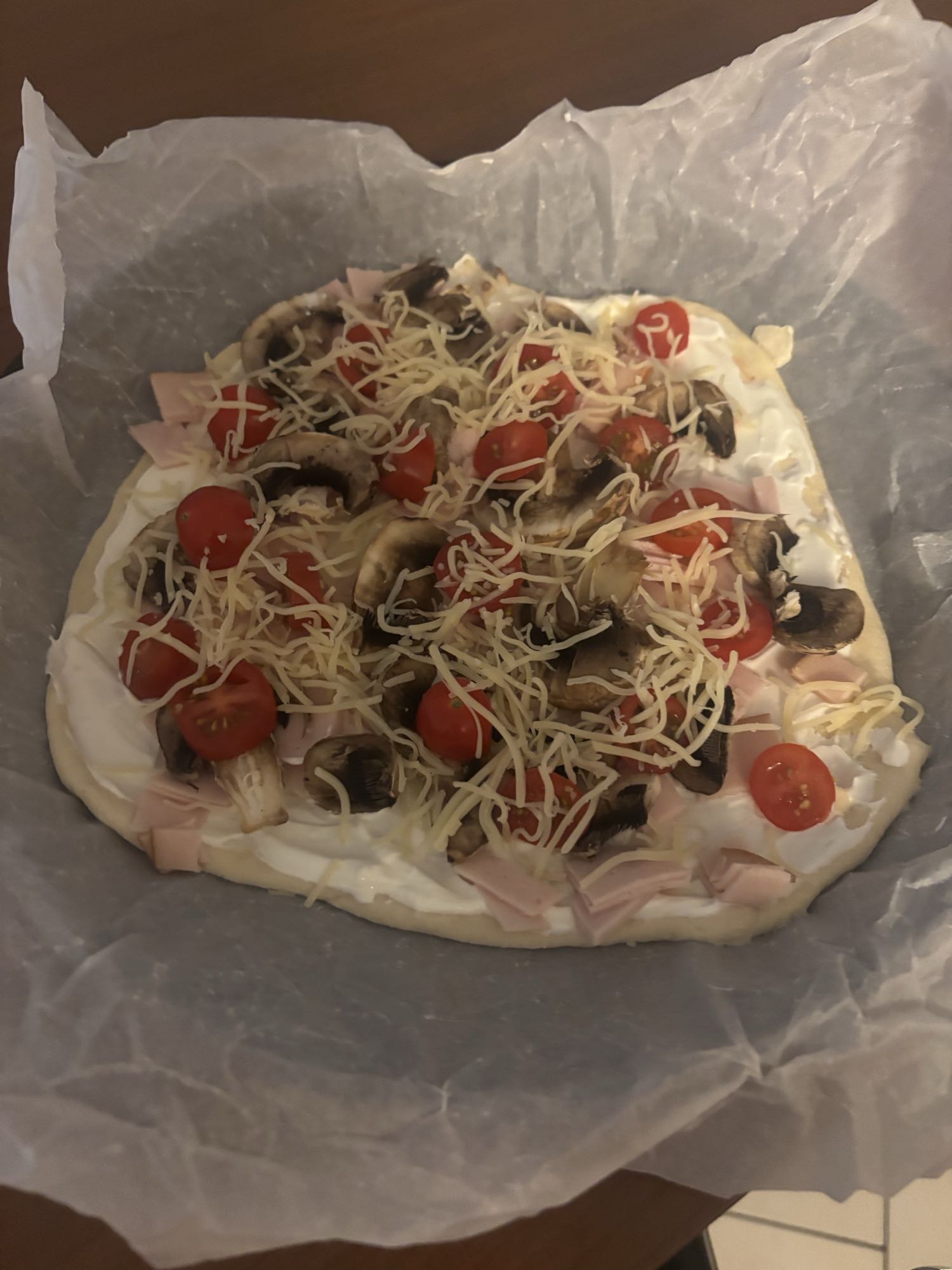 Pizza jambon champignons