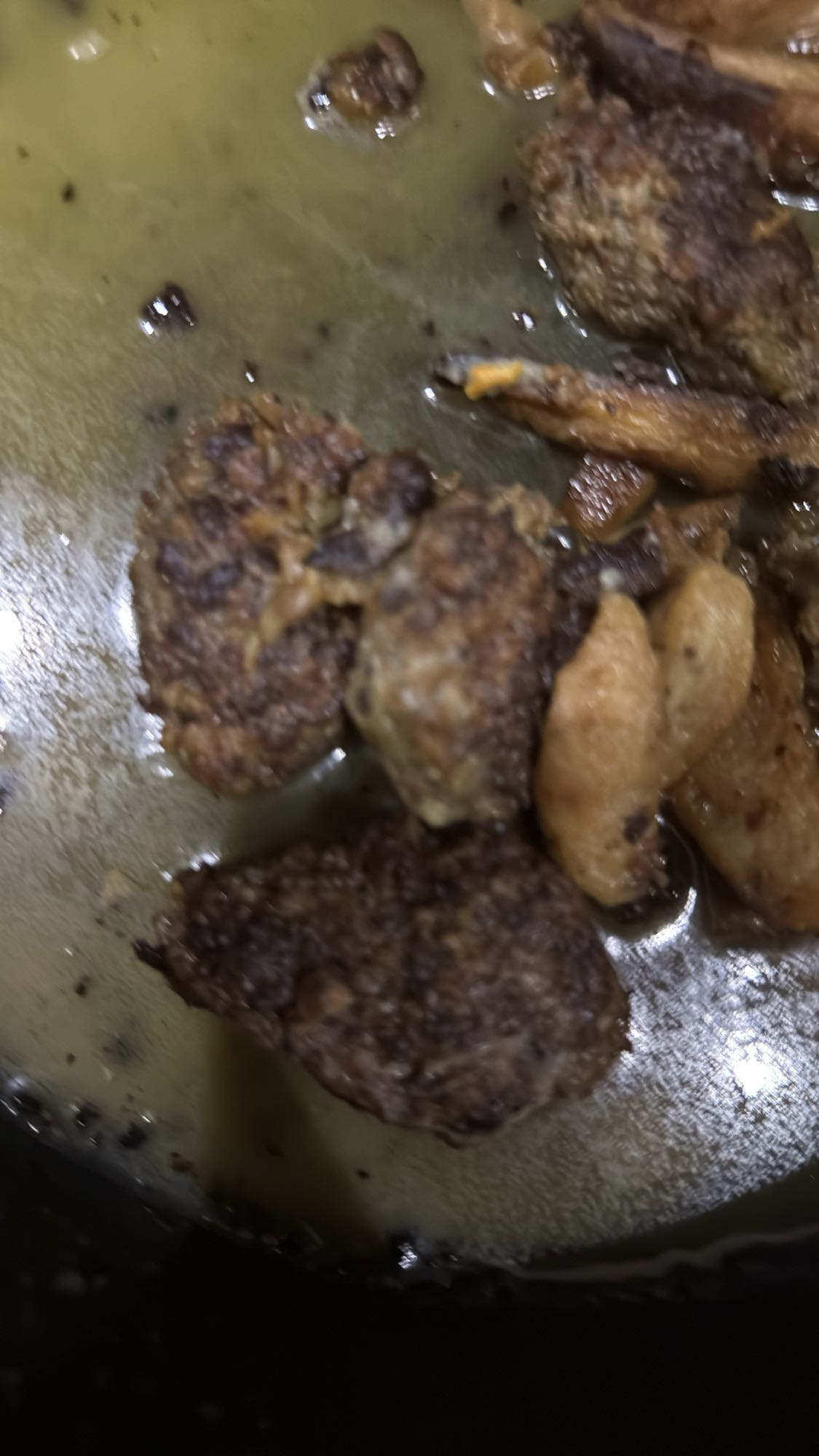 Köfte ve patates kızartması