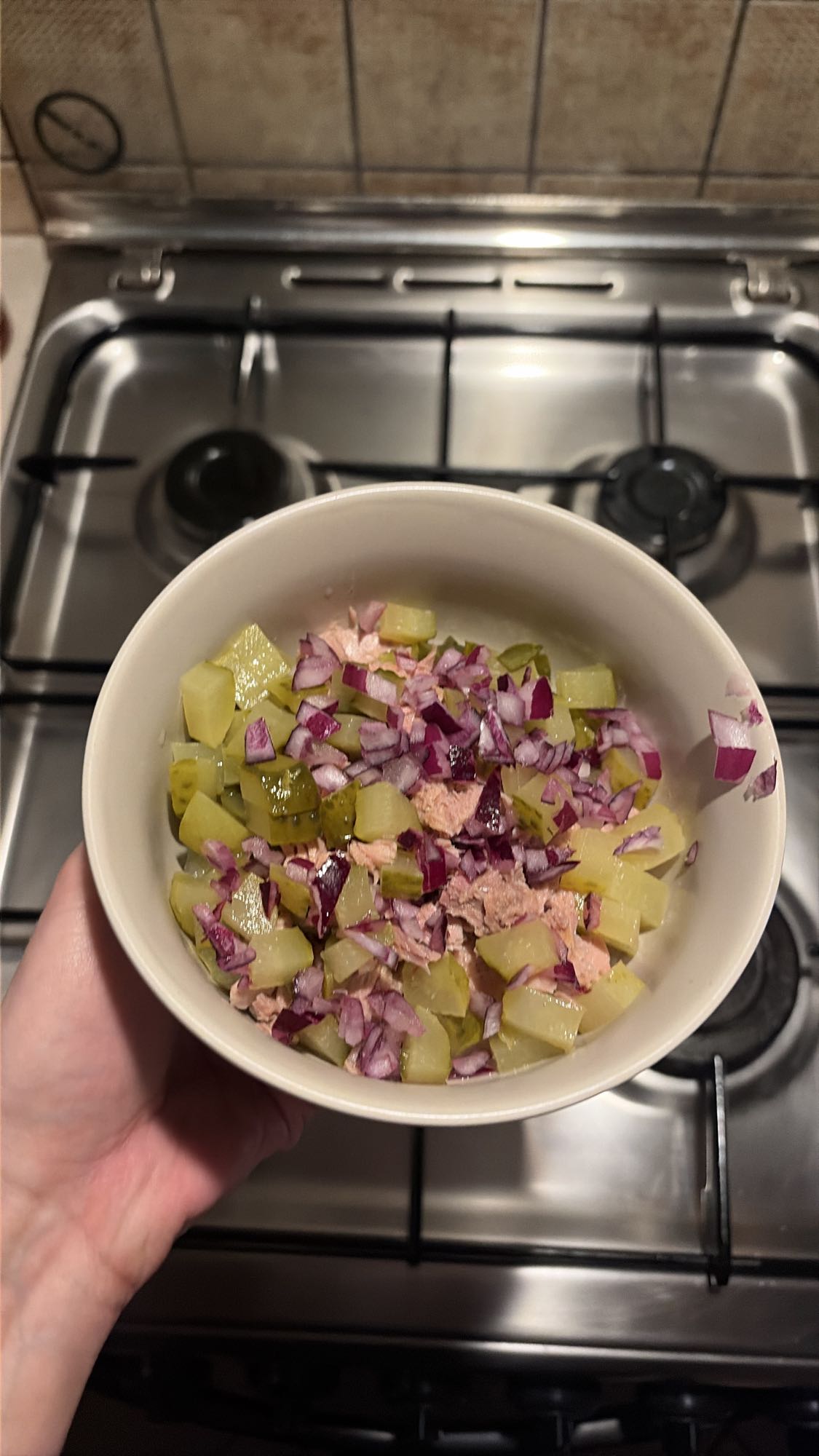 салат с тунцом и огурцами