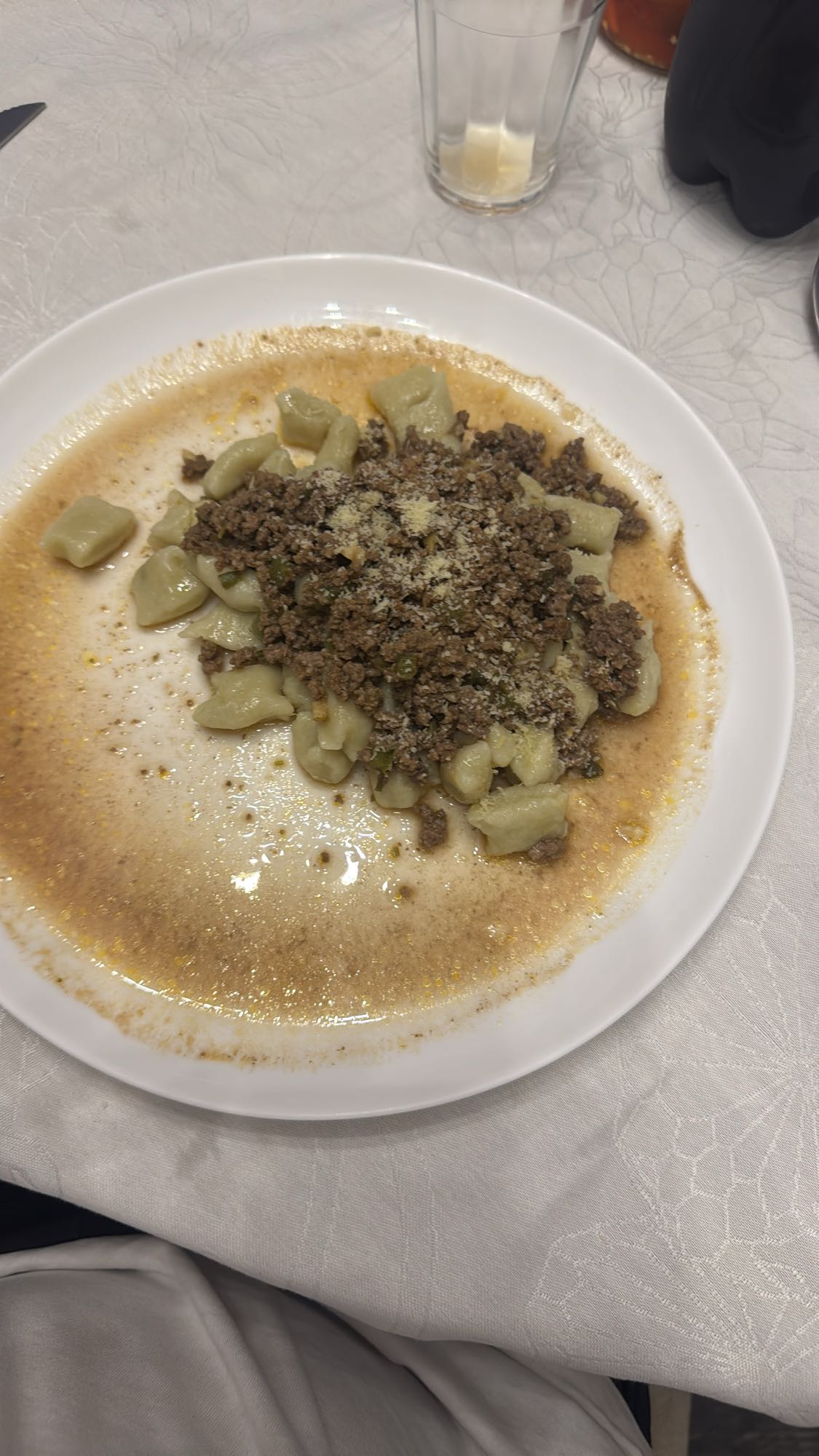 Nhoque com carne moída