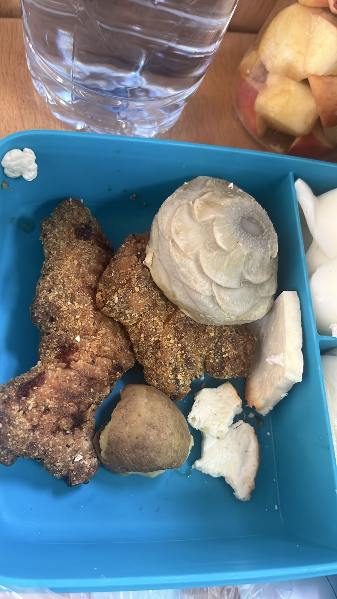 Déjeuner varié boîte bleue