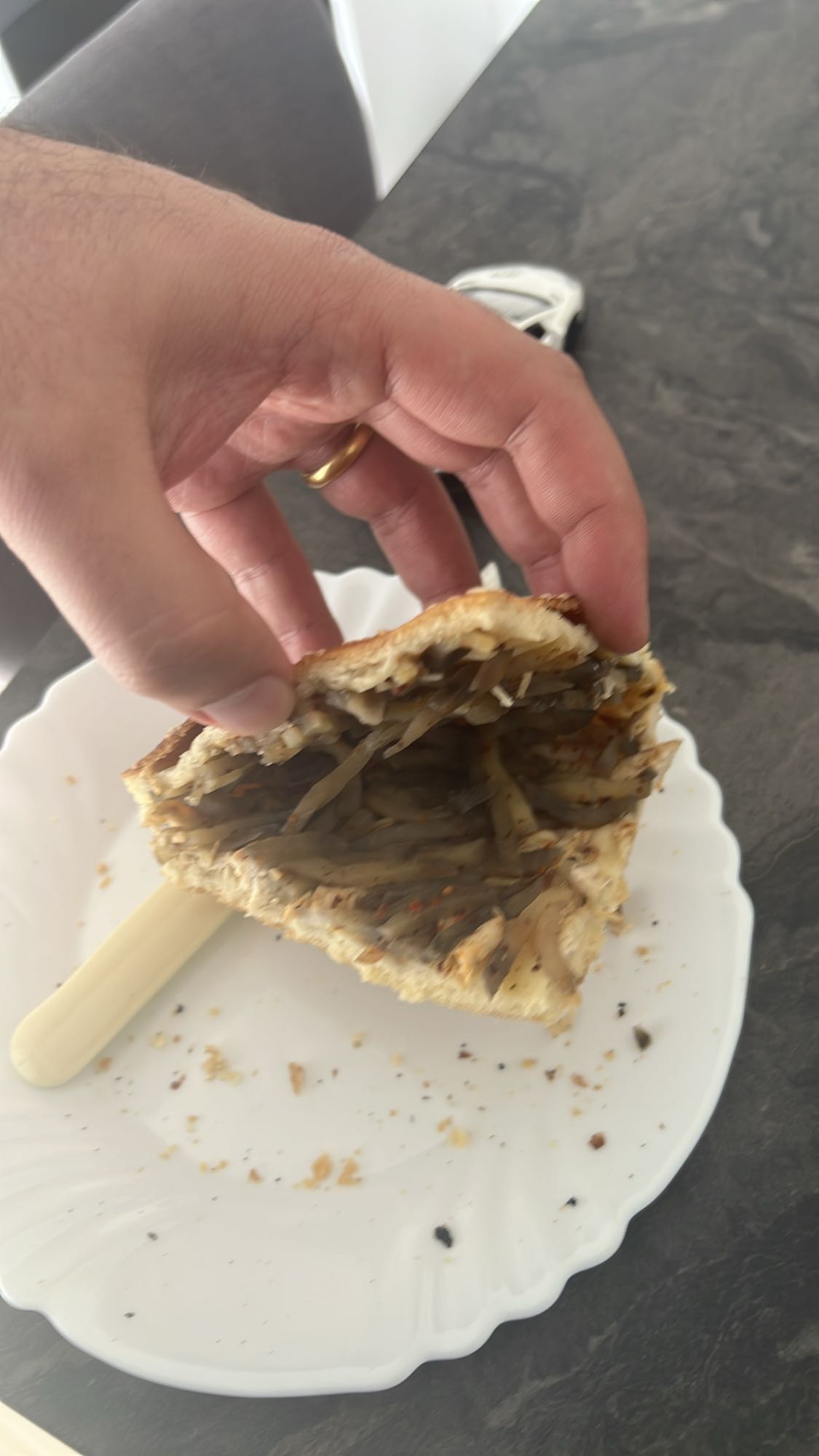 հացով սնկով սենդվիչ