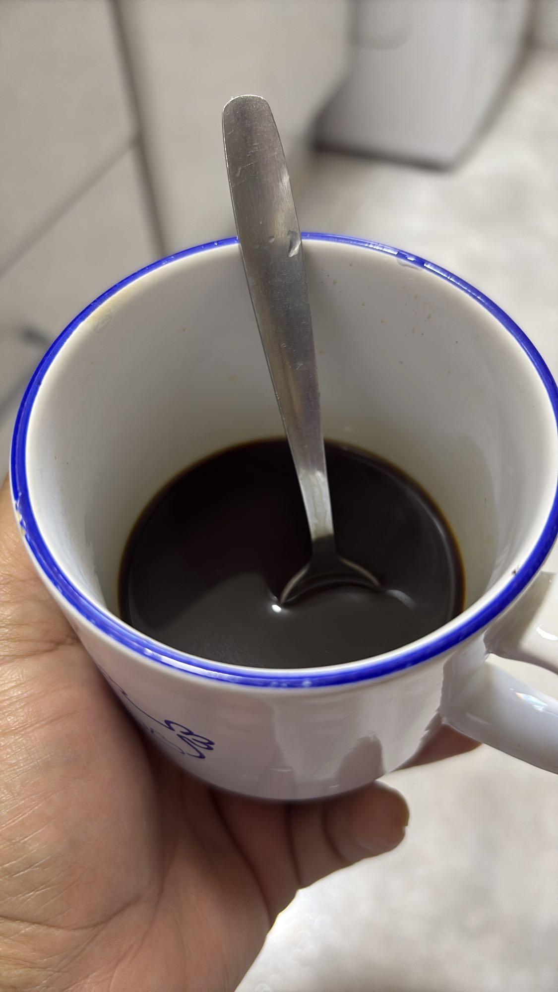 taza de café negro