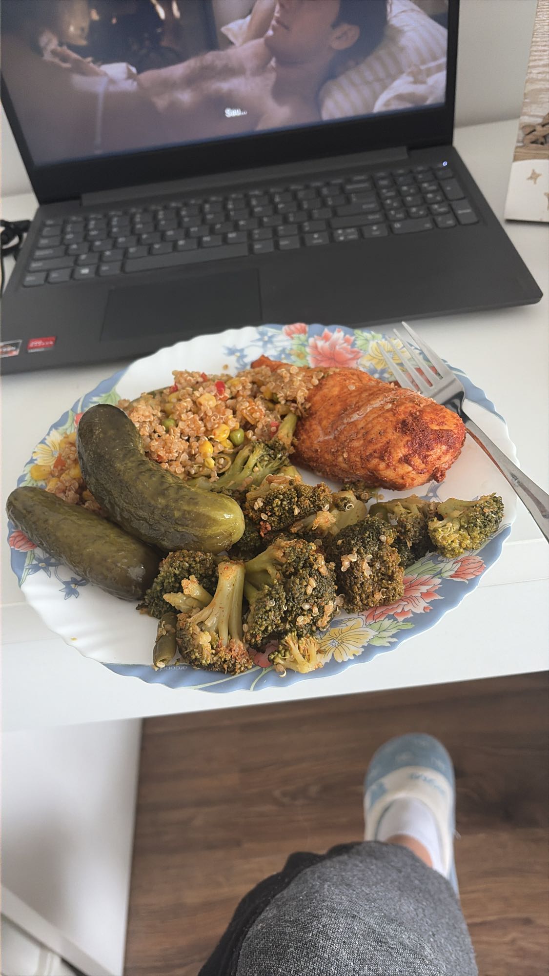 Pui cu quinoa și legume