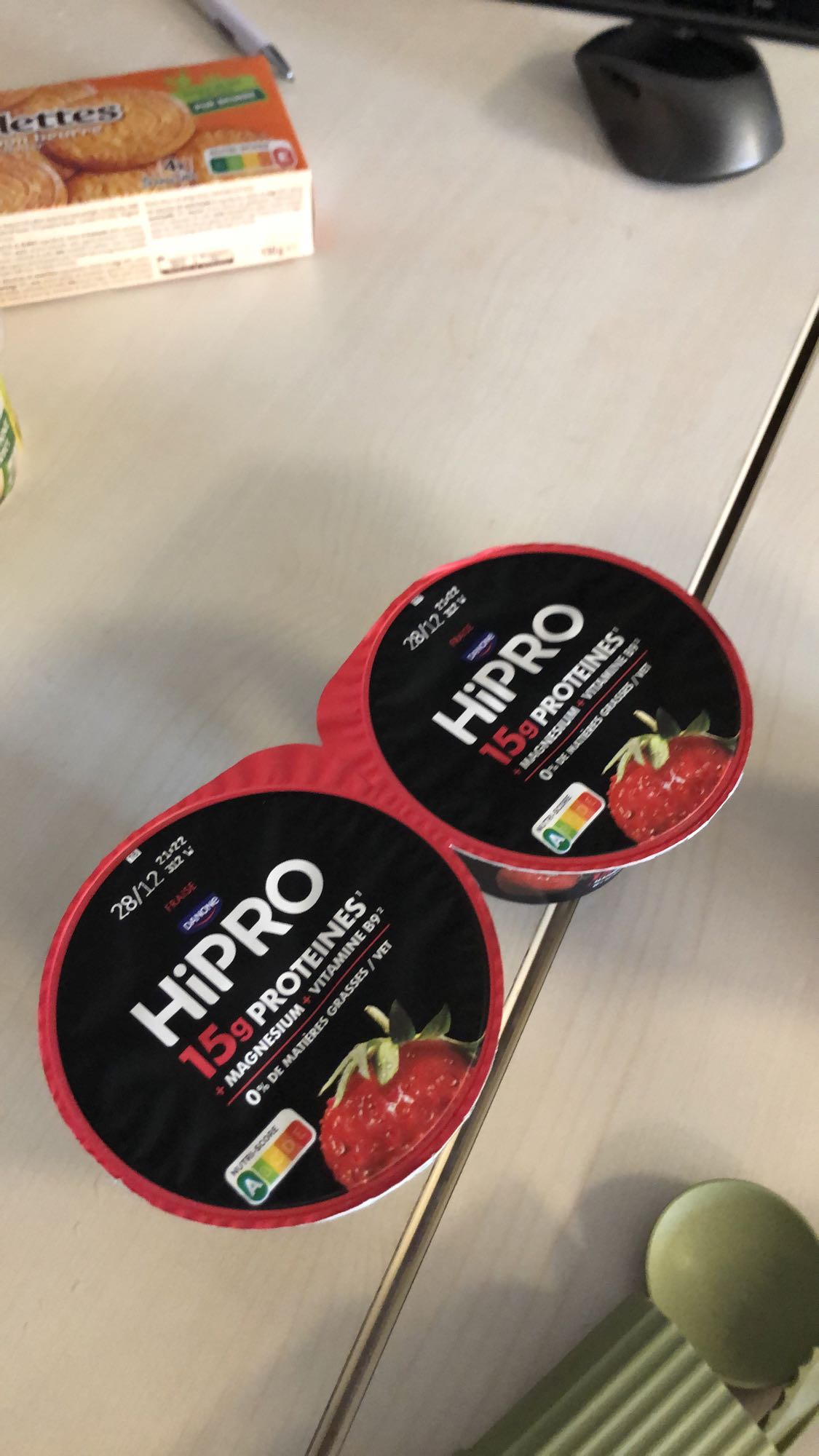 Yaourt protéiné et biscuits