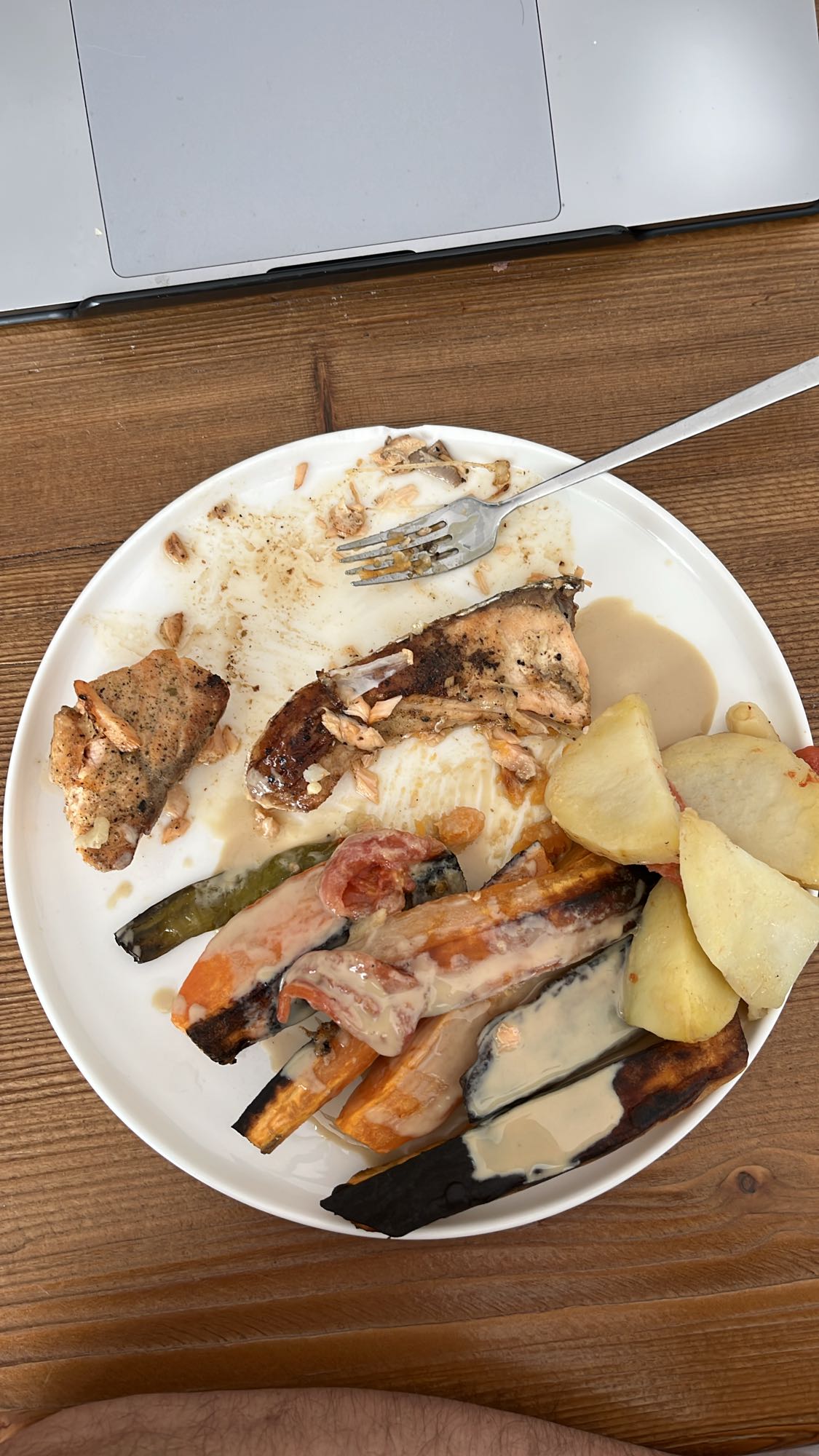 Grilled Salmon & Veggies