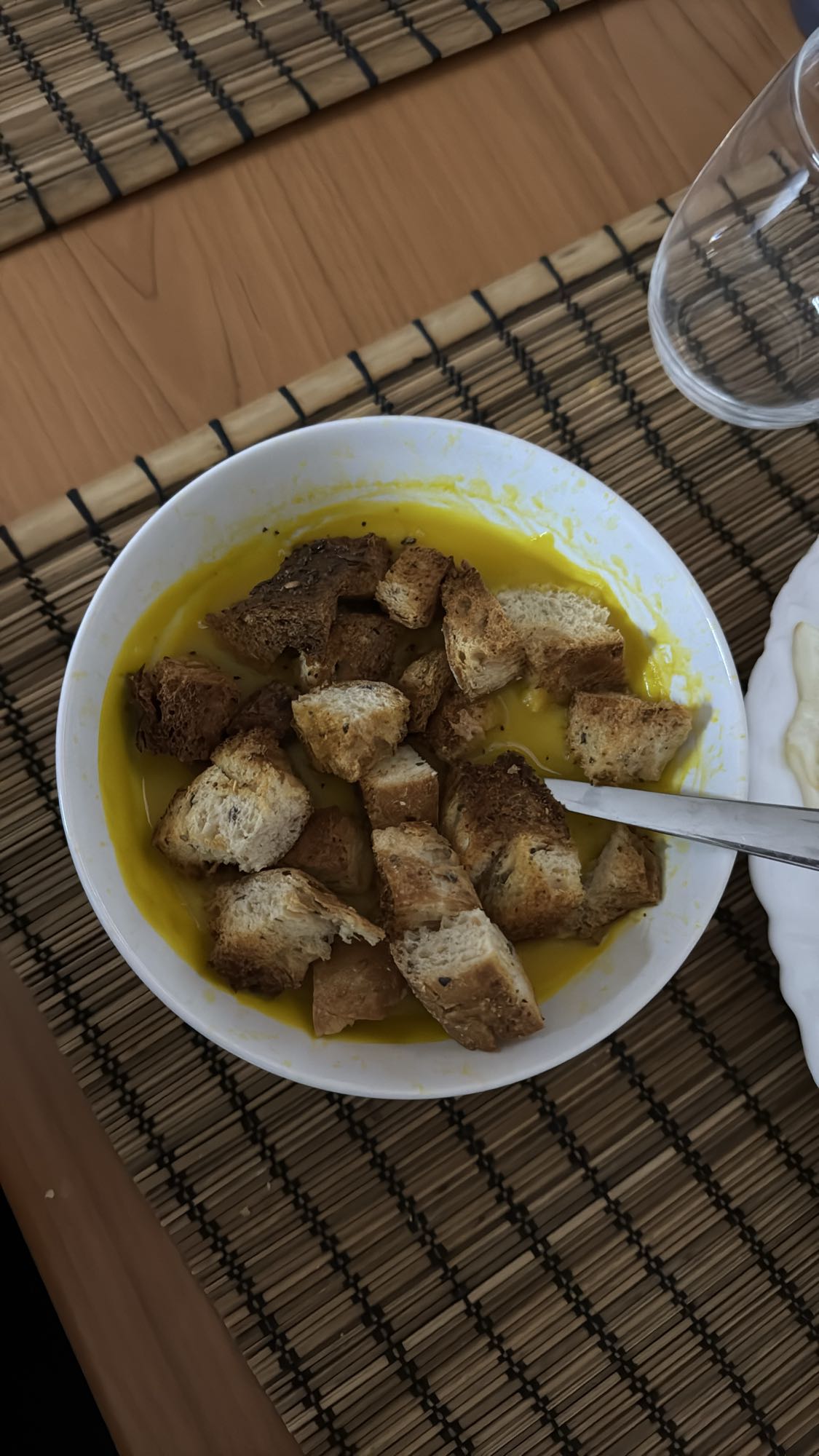 sopa de calabaza con pan