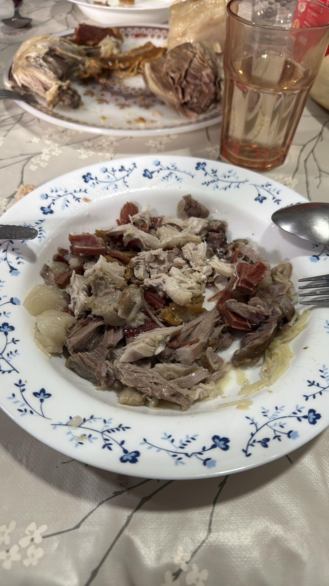 plato de carne cocida