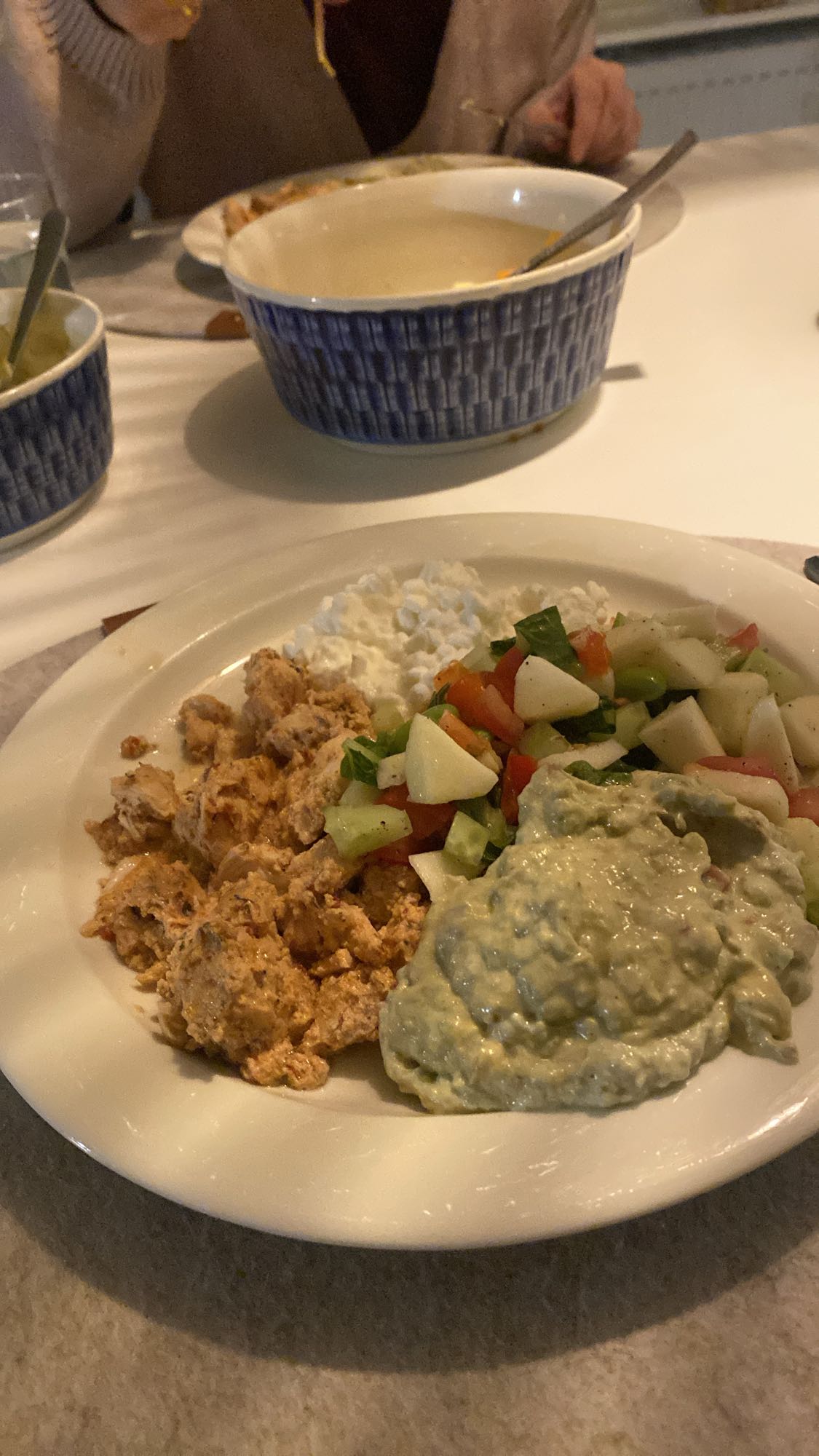 Kycklingröra med sallad