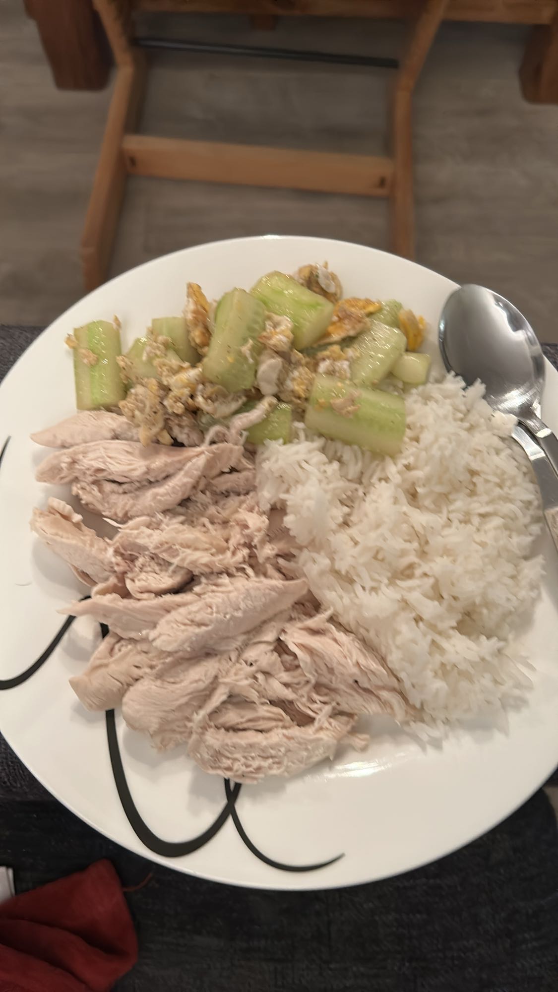 Kylling med ris og agurk