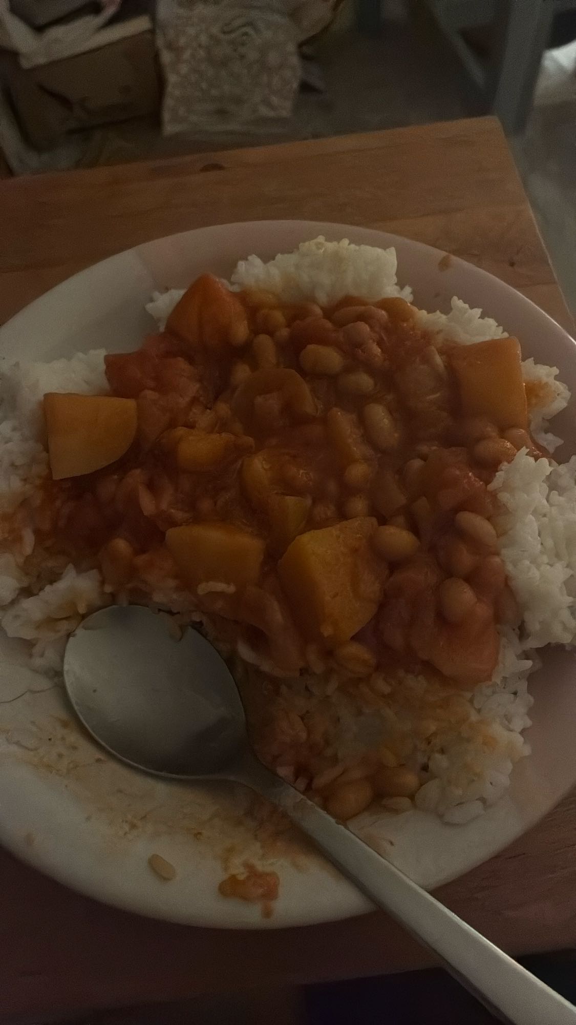 Riz avec haricots et légumes