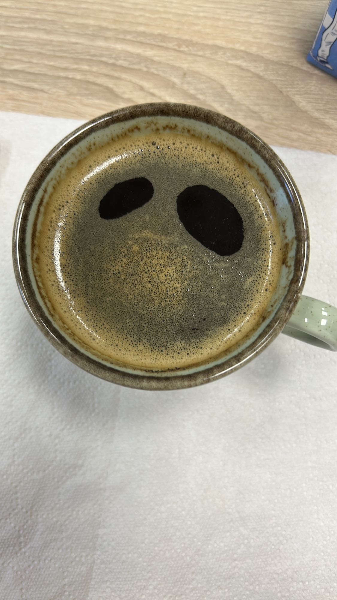 Cafea neagră simplă