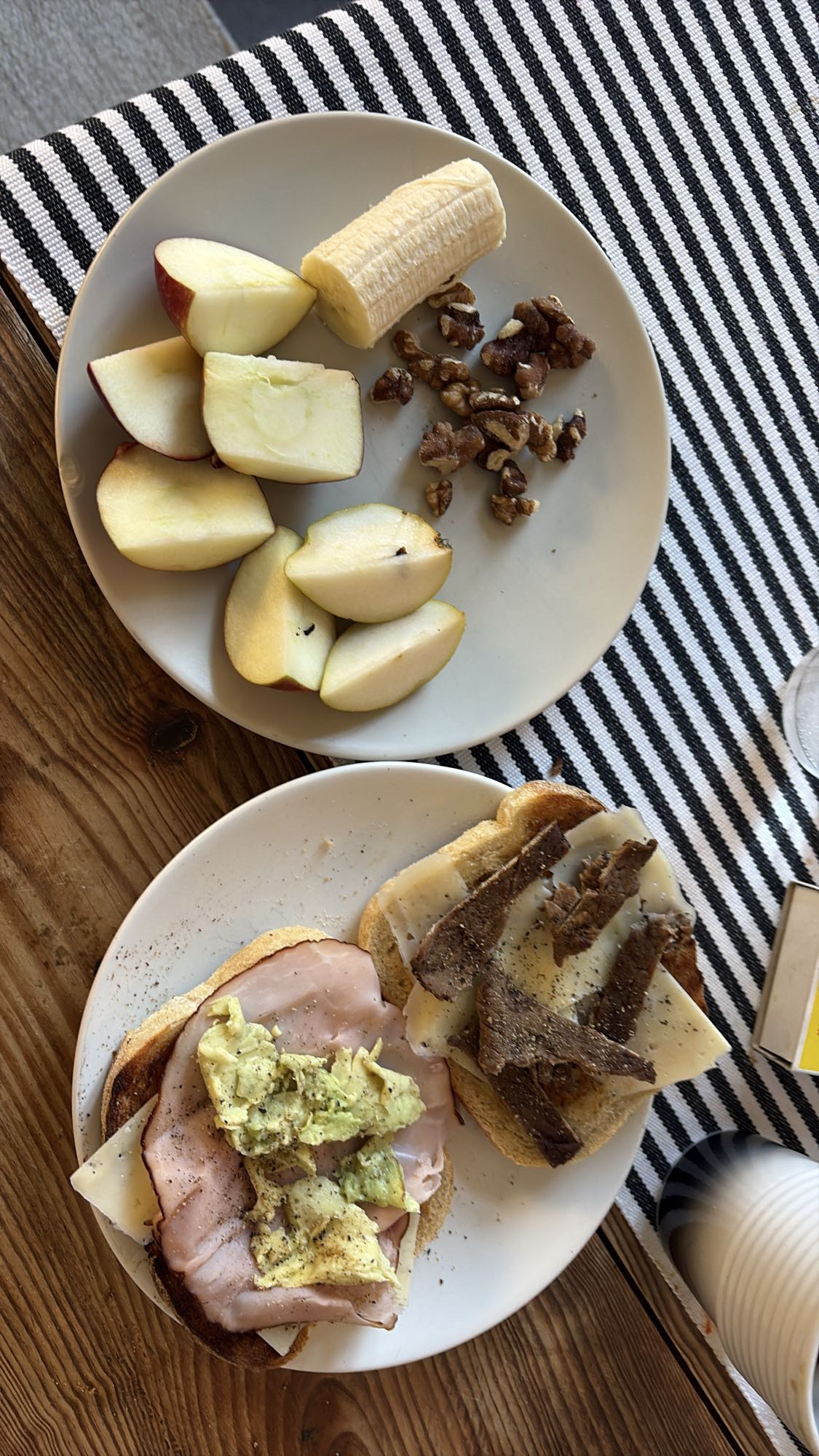 Smörgåsar med frukt