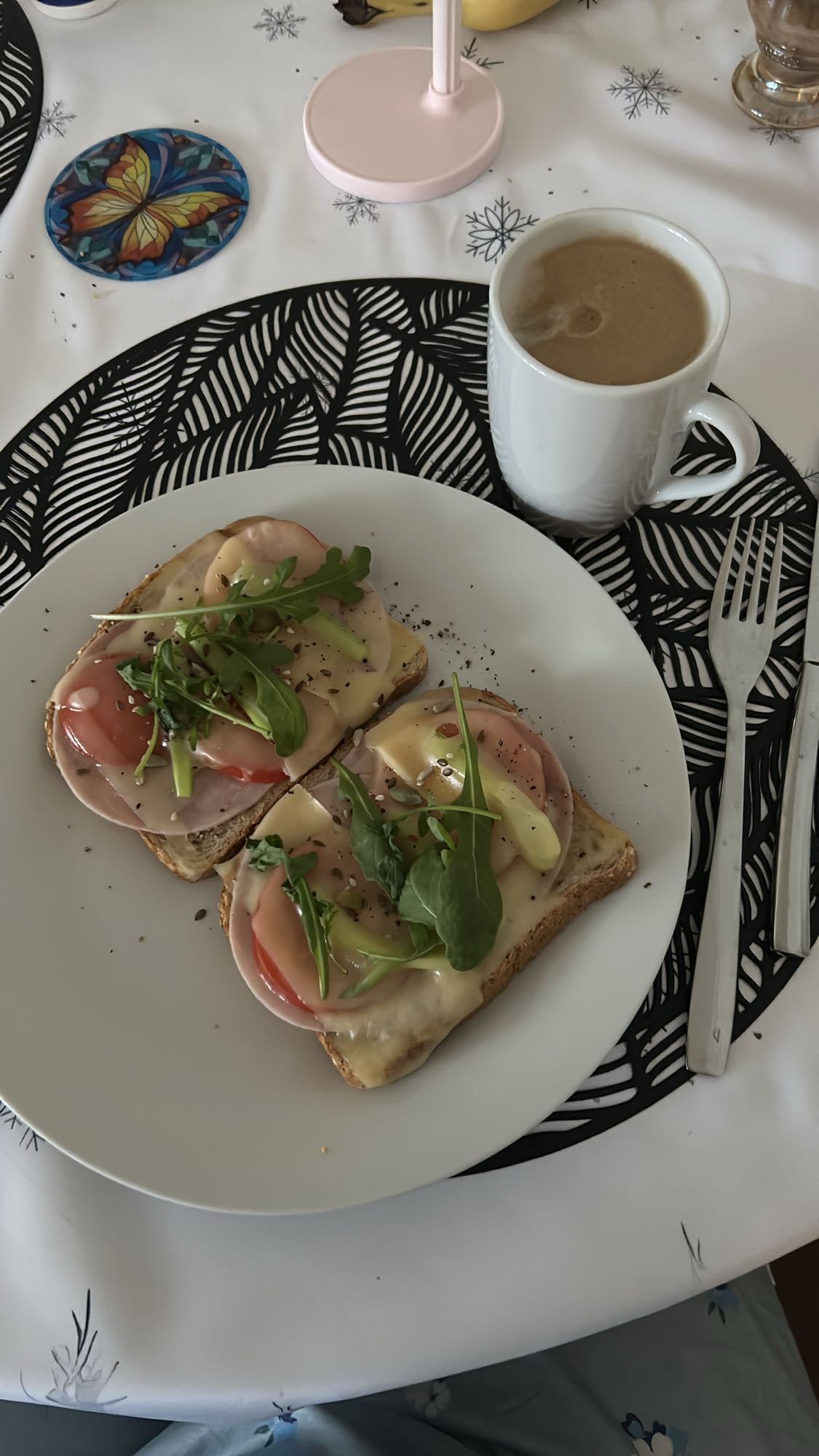 Тосты с ветчиной и сыром