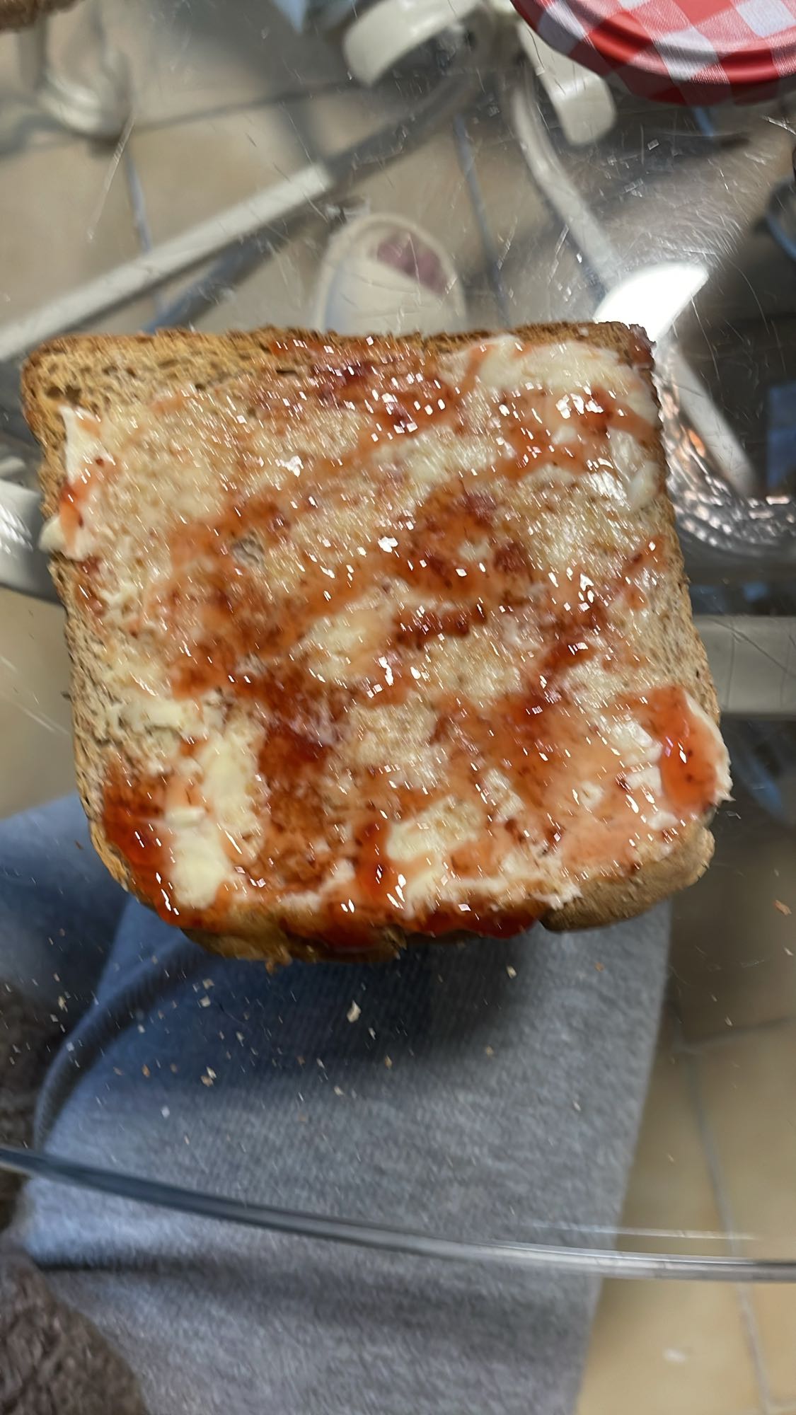 Tartine confiture beurre