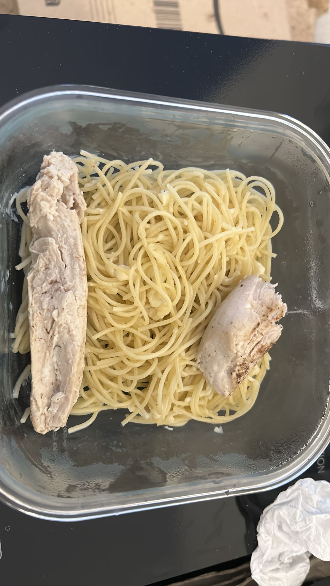 Poulet et pâtes nature