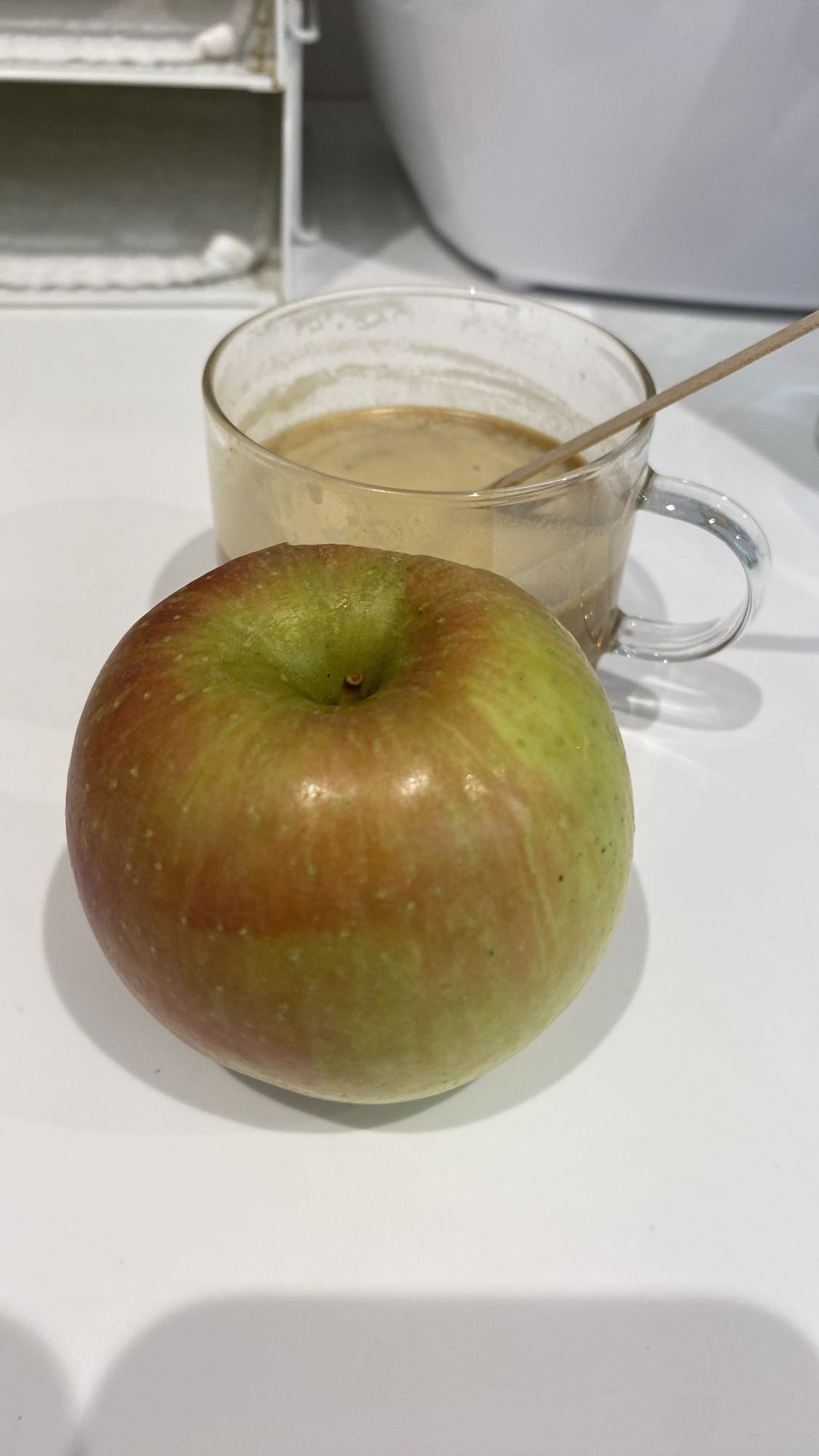 Manzana y café