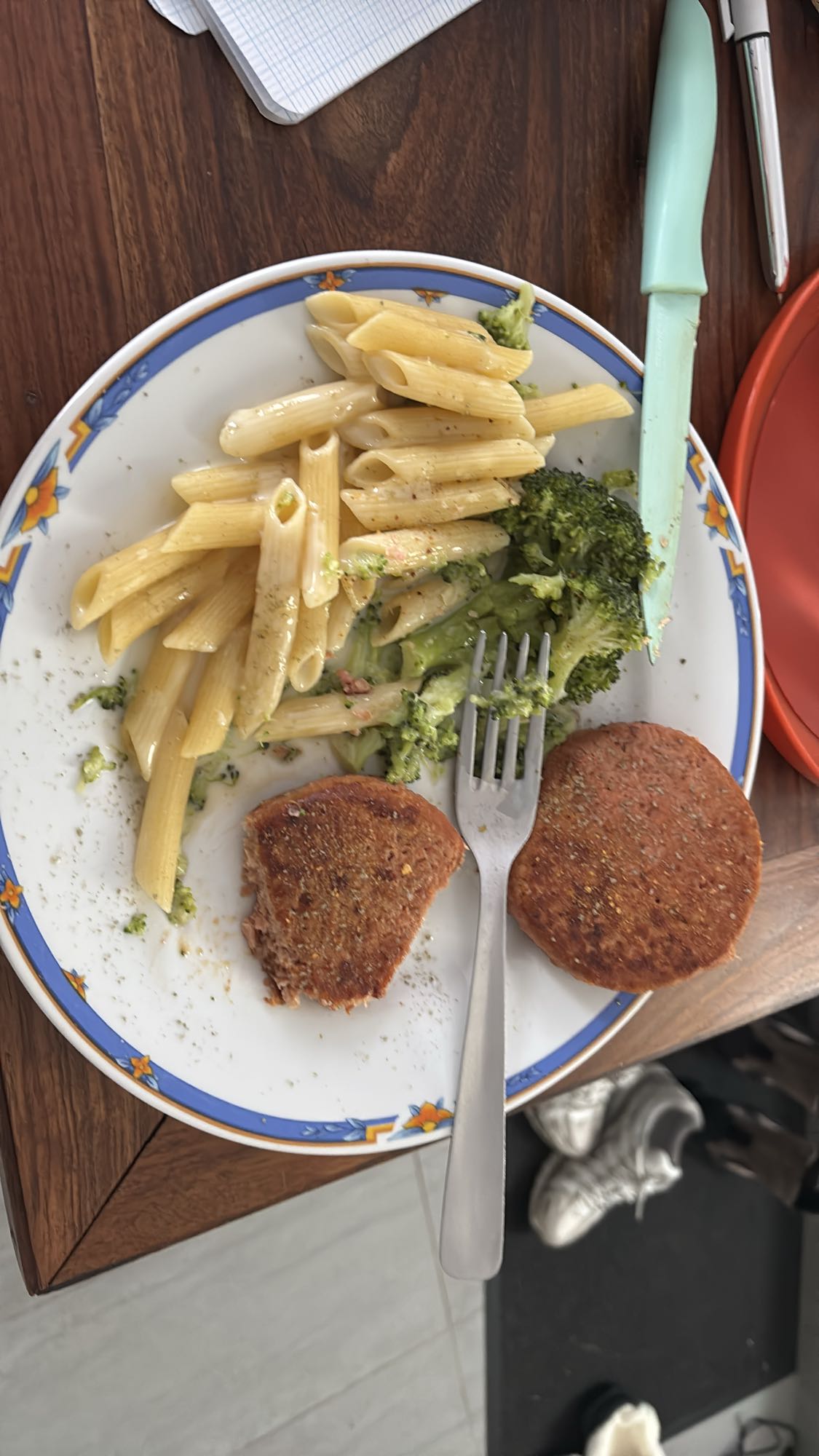 Pâtes, brocoli et galettes