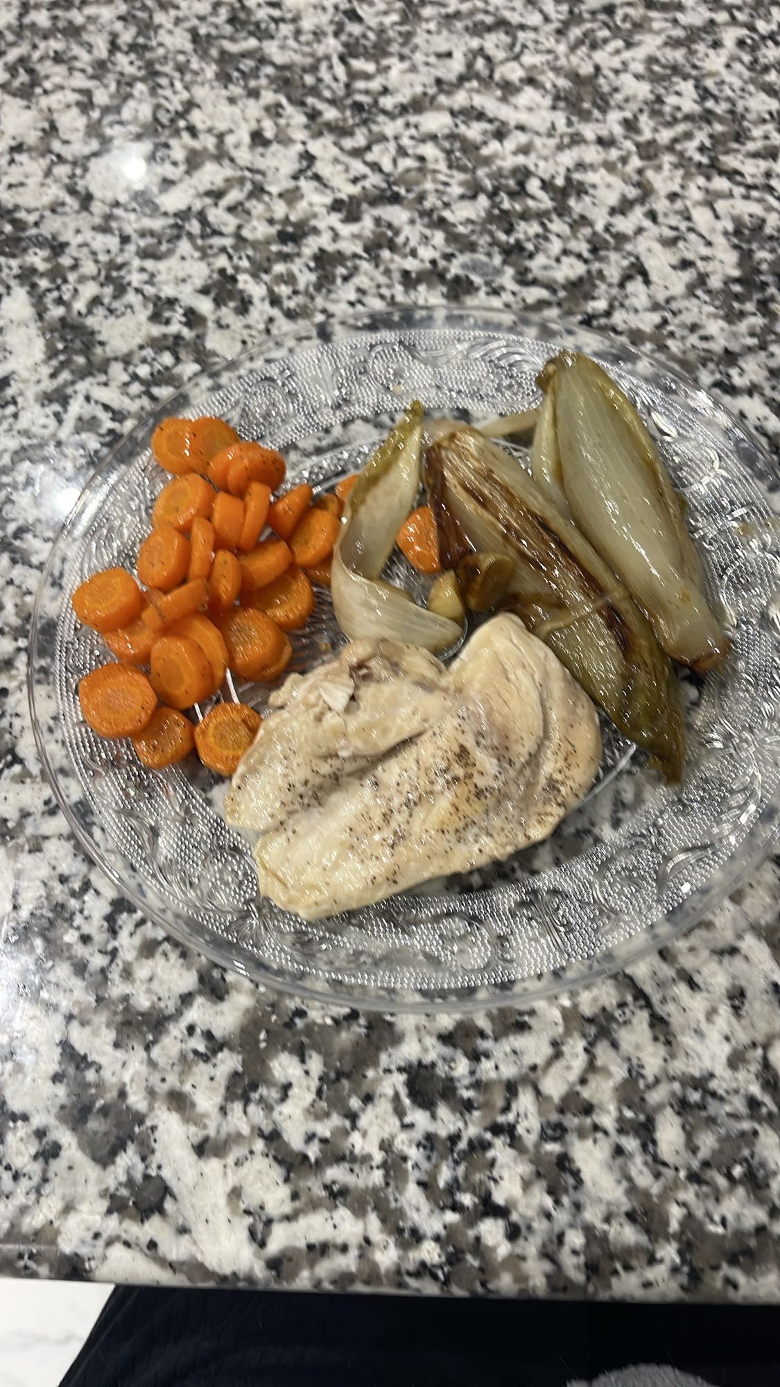 Poulet et légumes rôtis