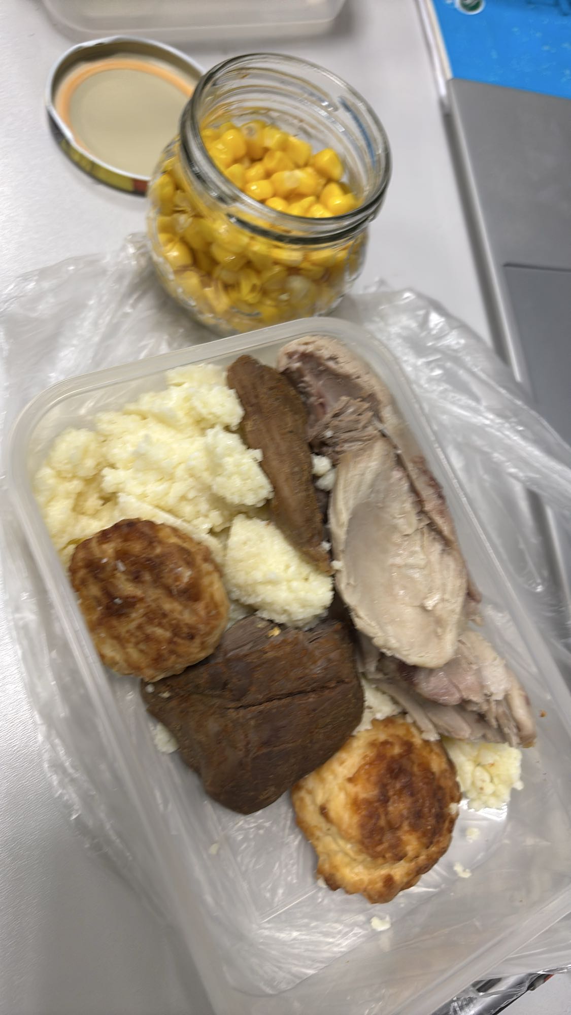 Kurczak, kasza, kukurydza