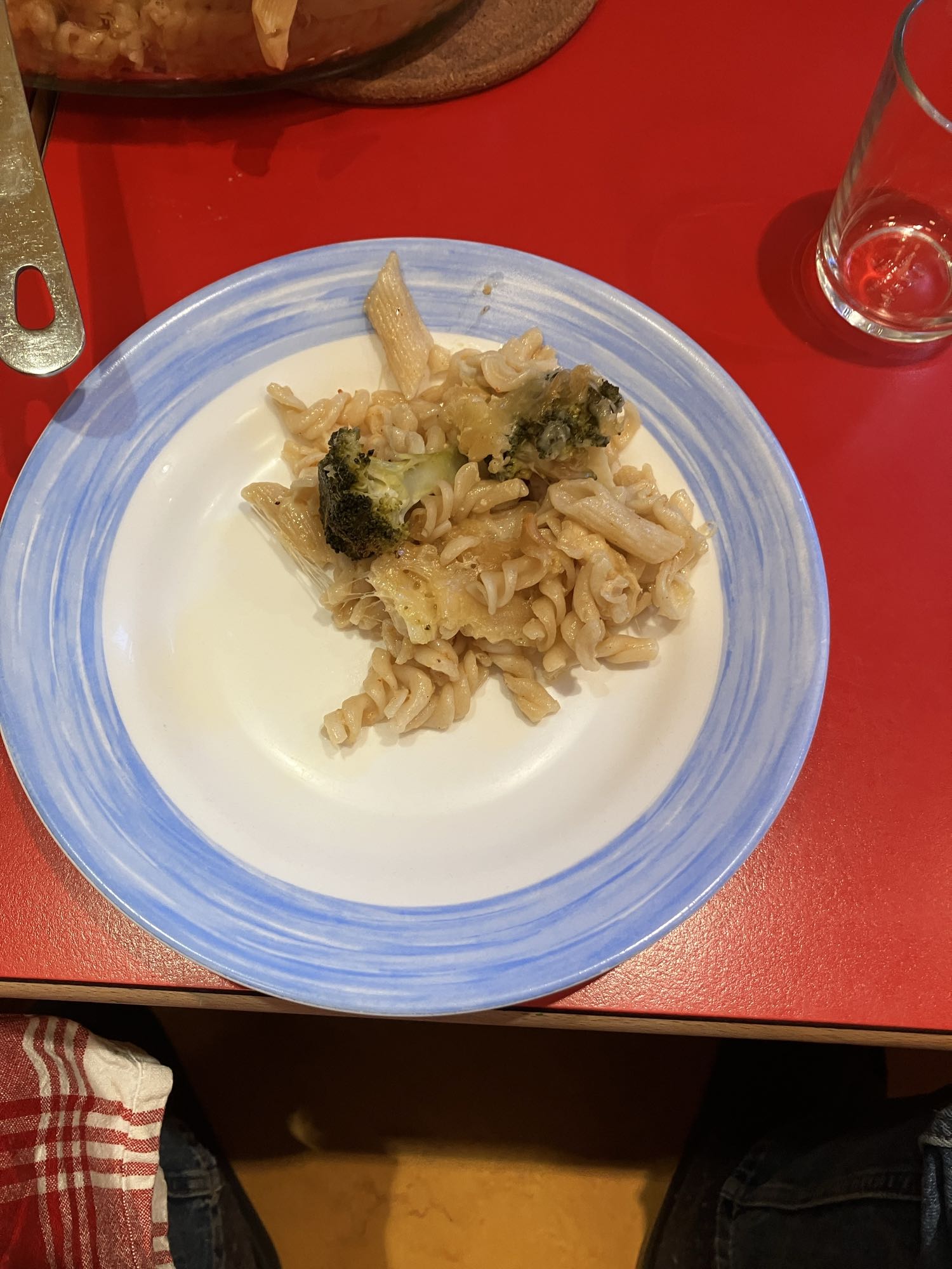 Macarrão com brócolis