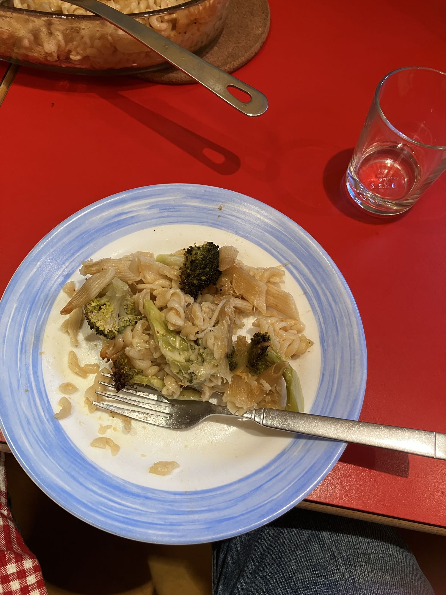 Macarrão com brócolis