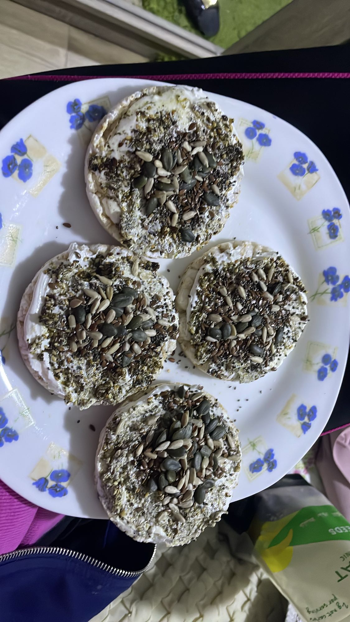 Seeded Rice Cakes