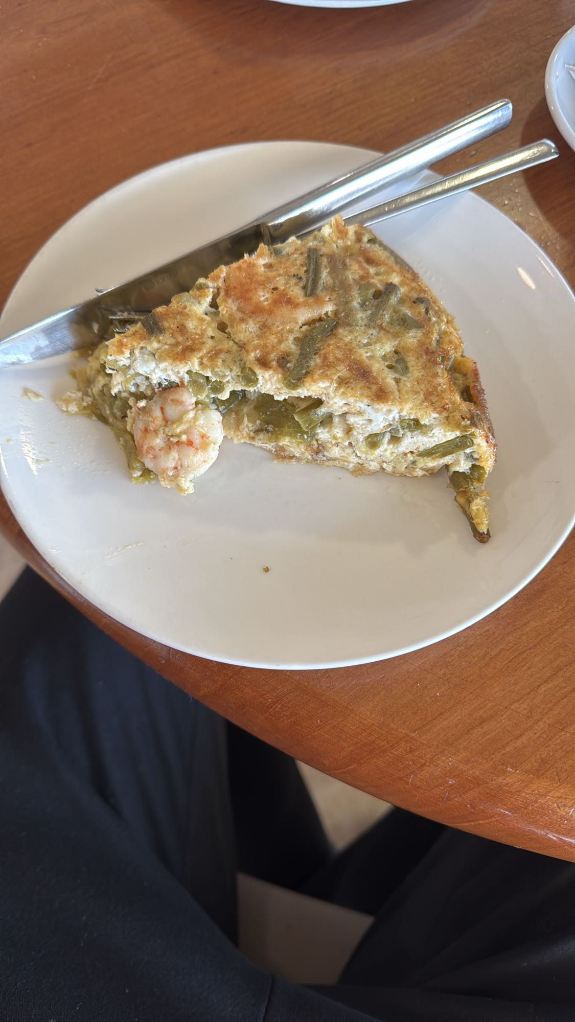 Tortilla de gambas y judías