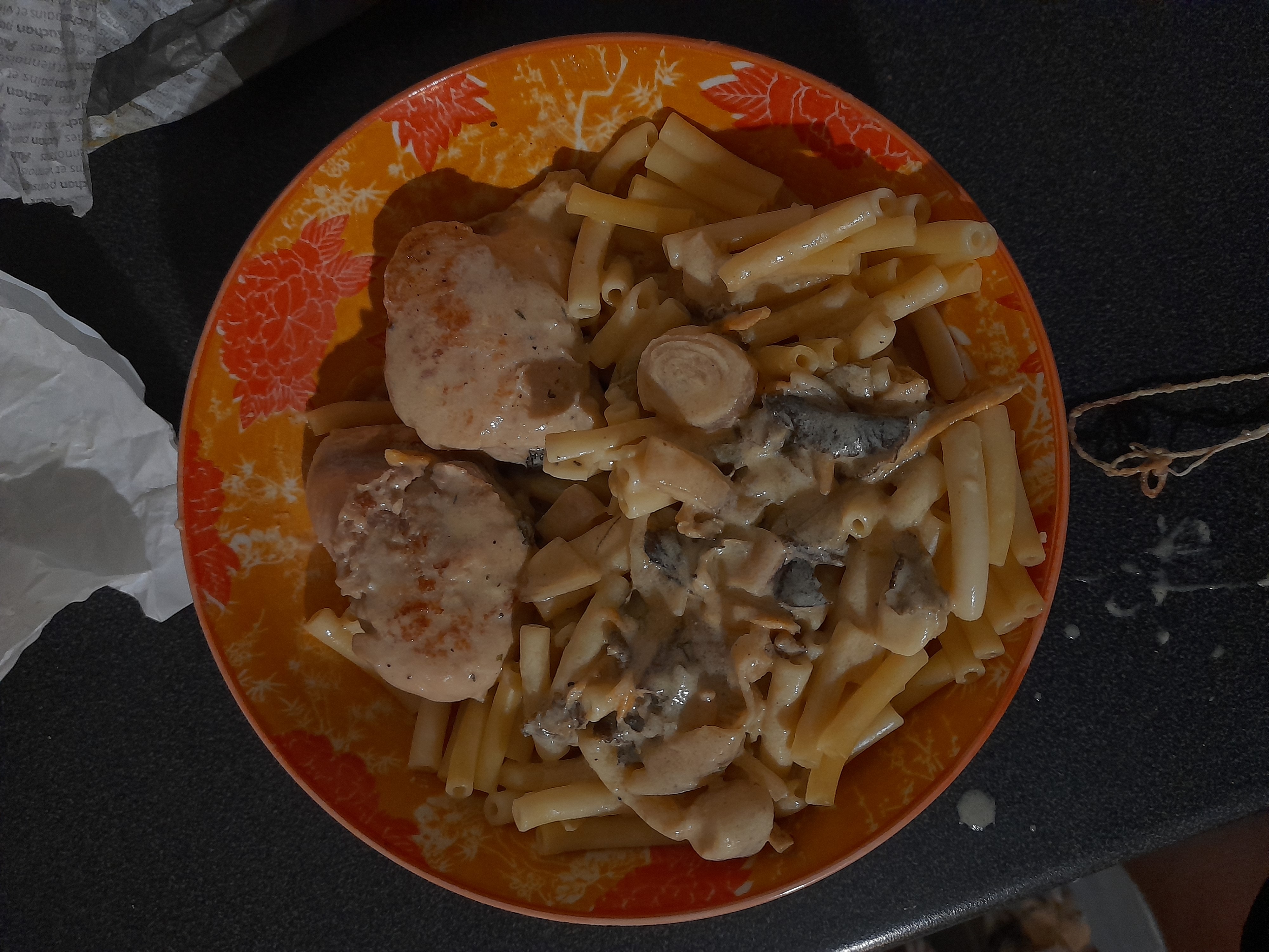 Pâtes au poulet et champignons