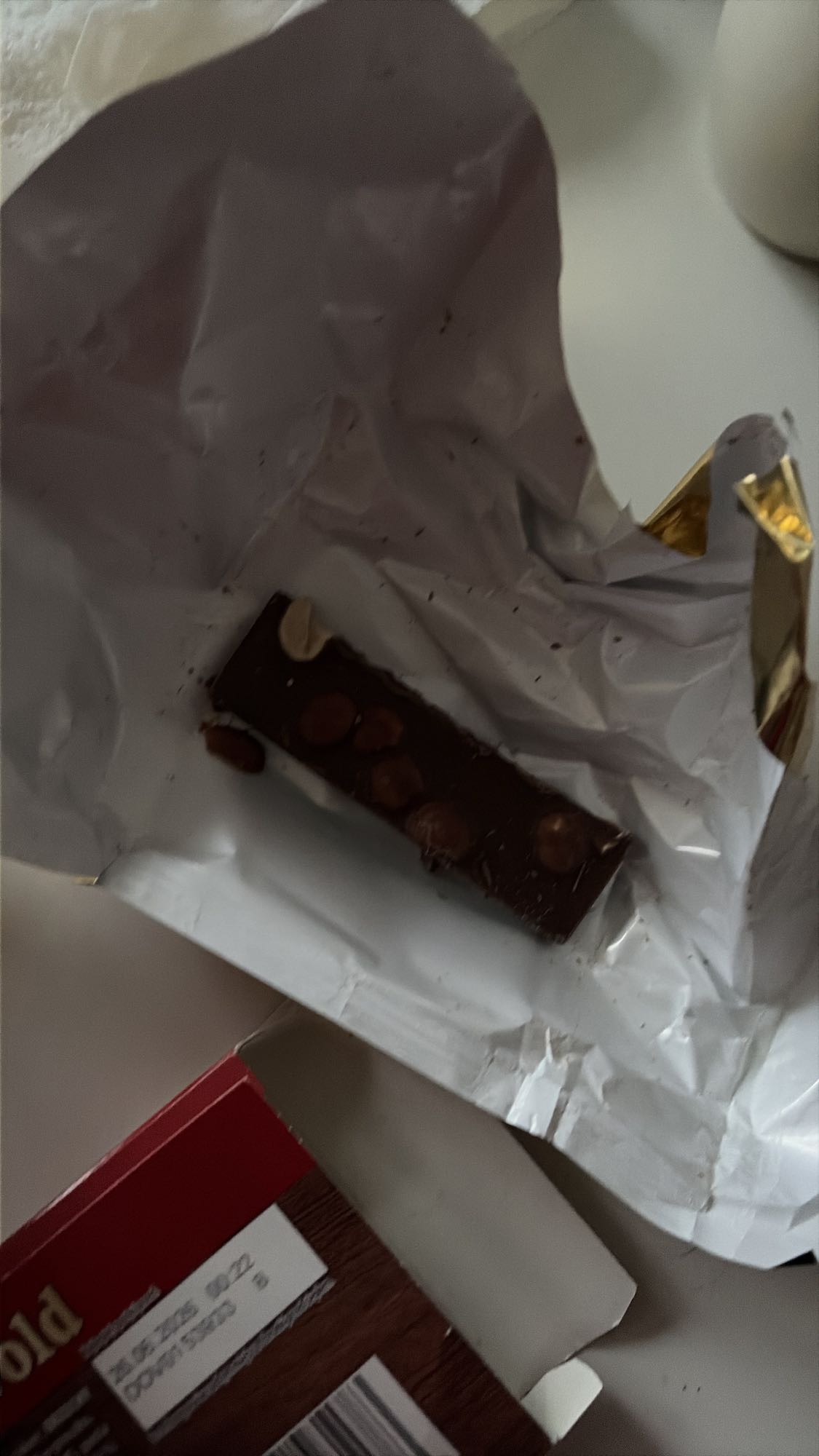 шоколад с орехами