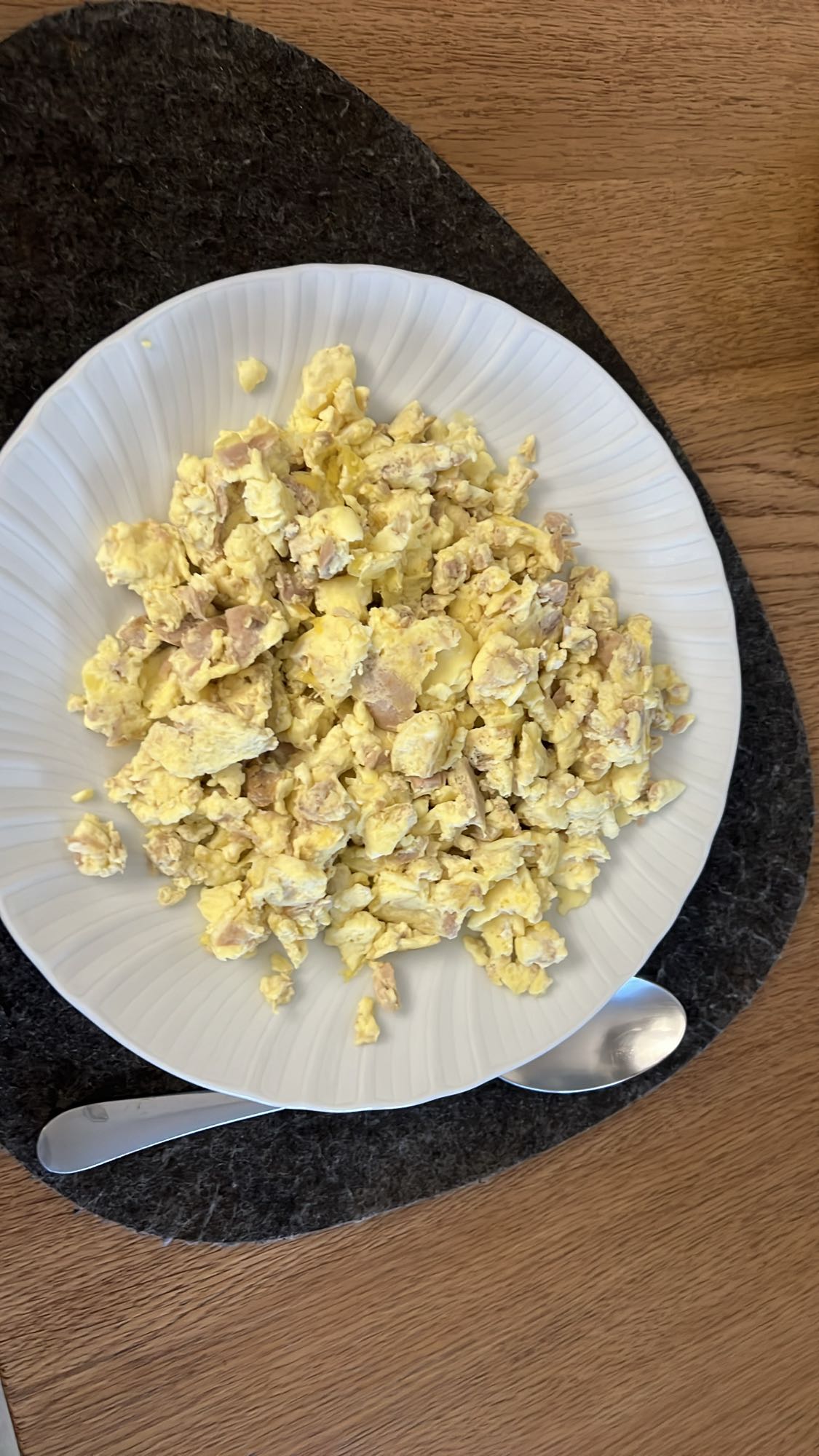 Yumurtalı tavuk karışımı