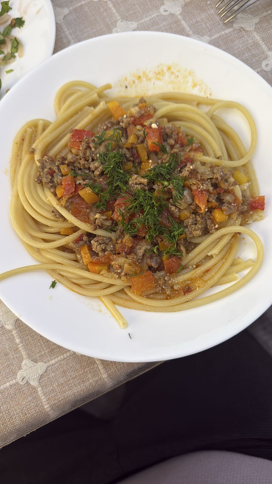 спагетти с мясным соусом