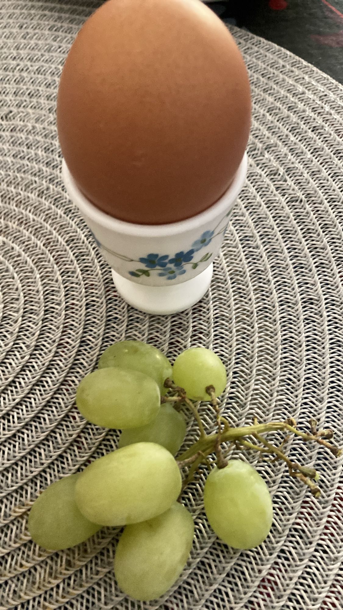 Ägg och vindruvor