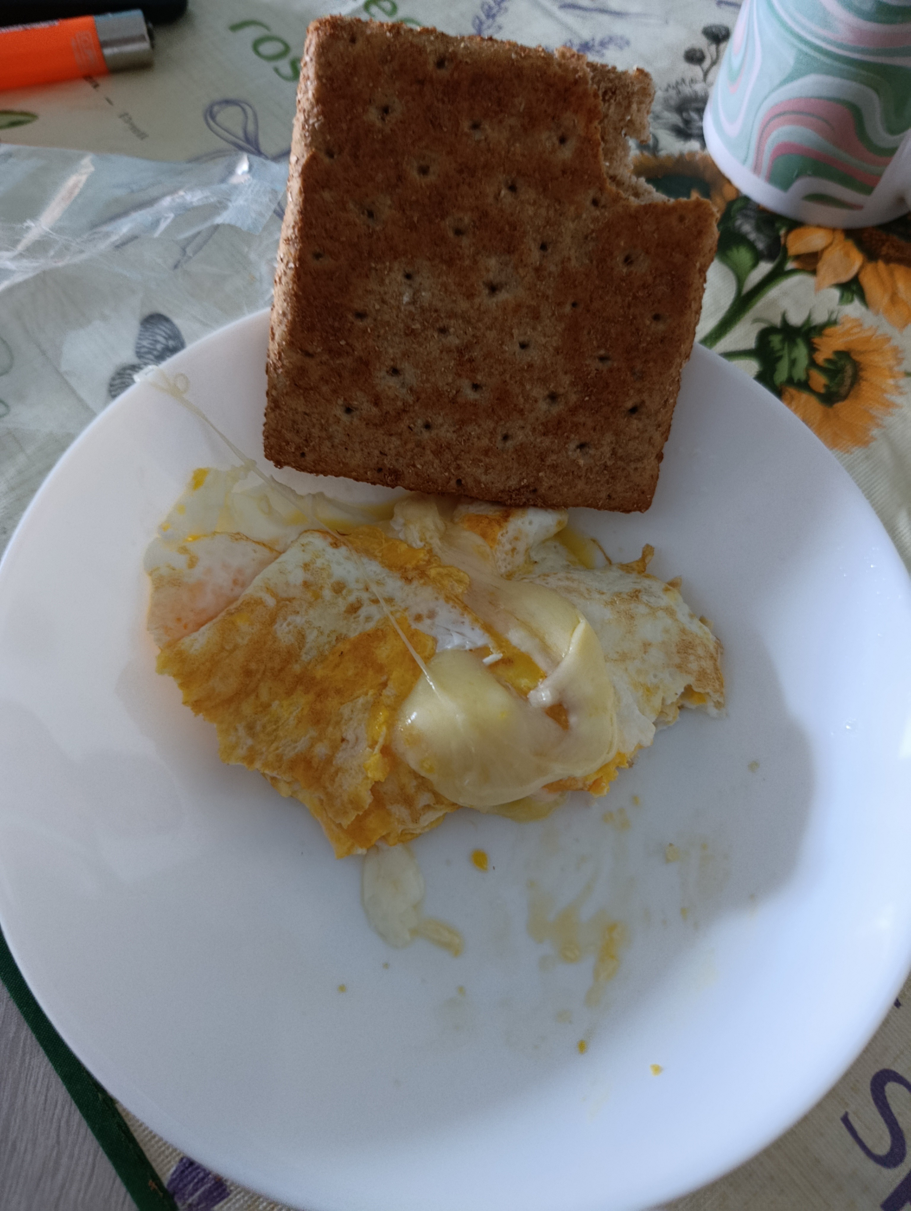 Huevo con pan integral