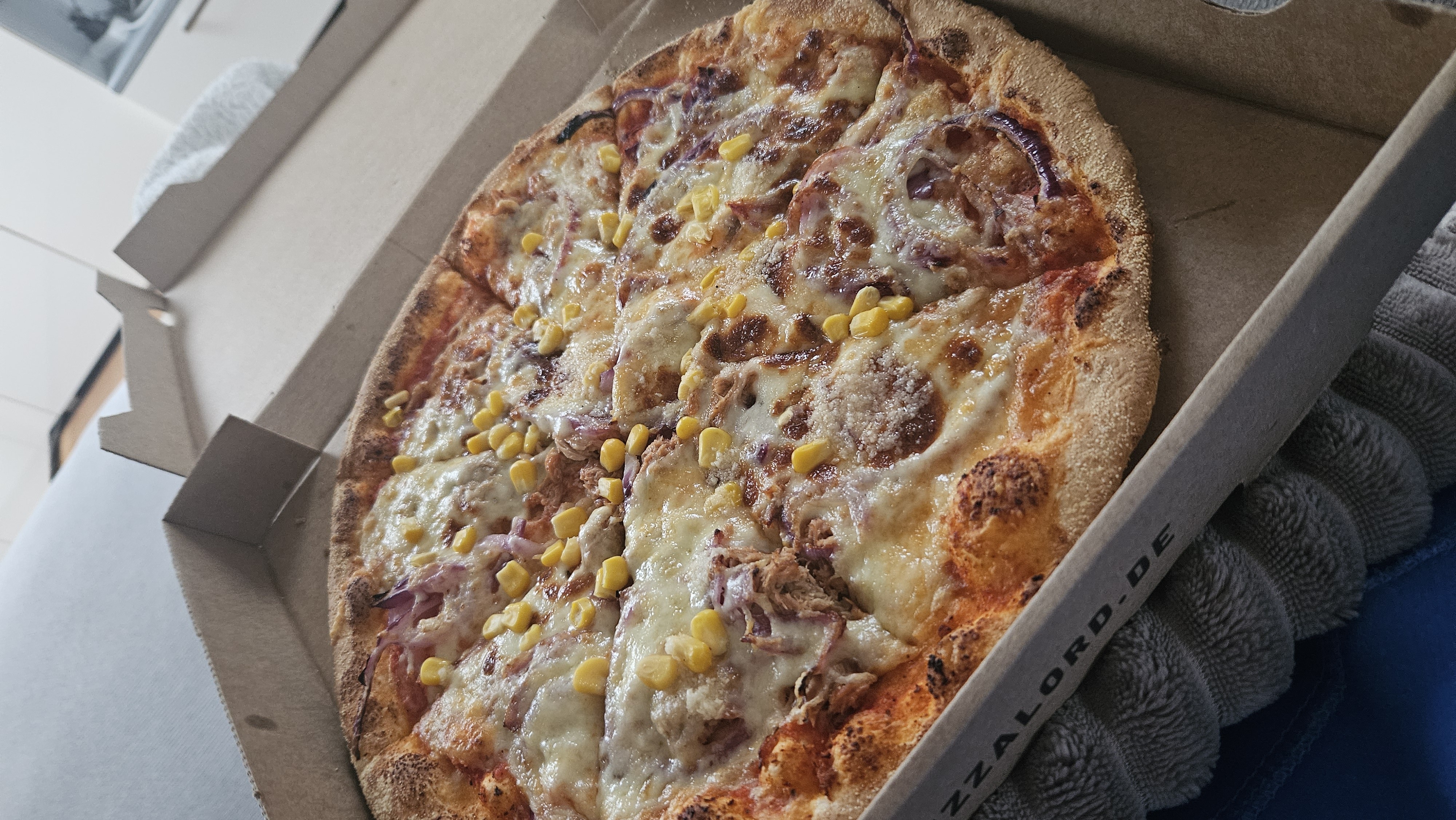 Pizza Thunfisch Mais