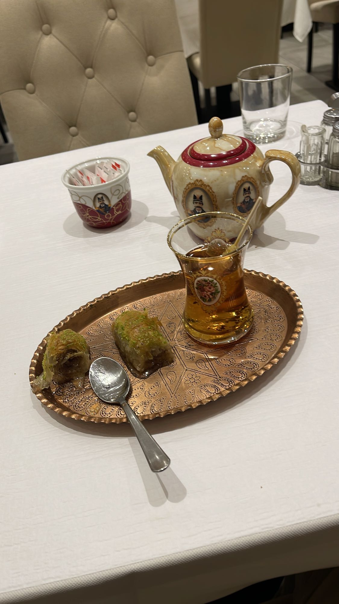 Baklava with tea