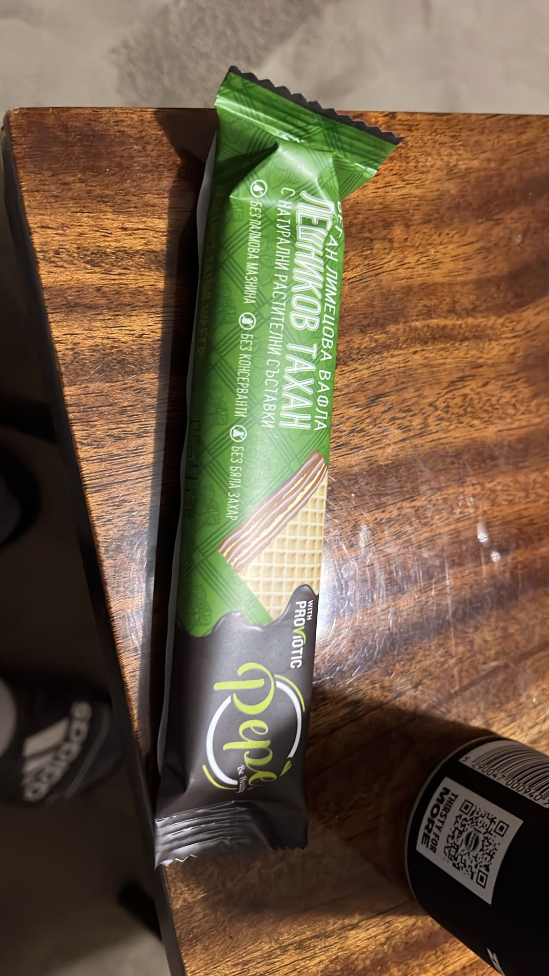 Лешникова вафла тахан